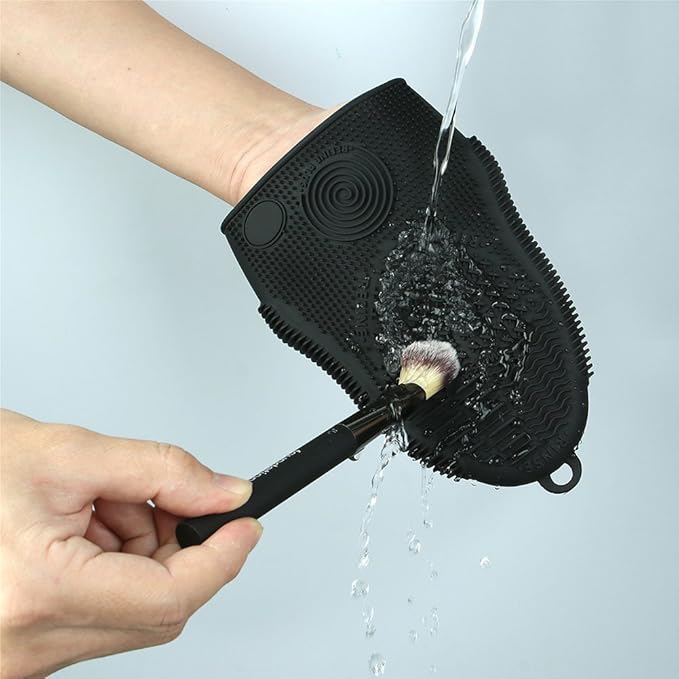 ScivoKaval Makeup Brush Cleaner Mat Mitt Glove Silicone Cosmetic Cleaning Scrubber Tool for Face Brushes and Eye Brush Washing Pad Black