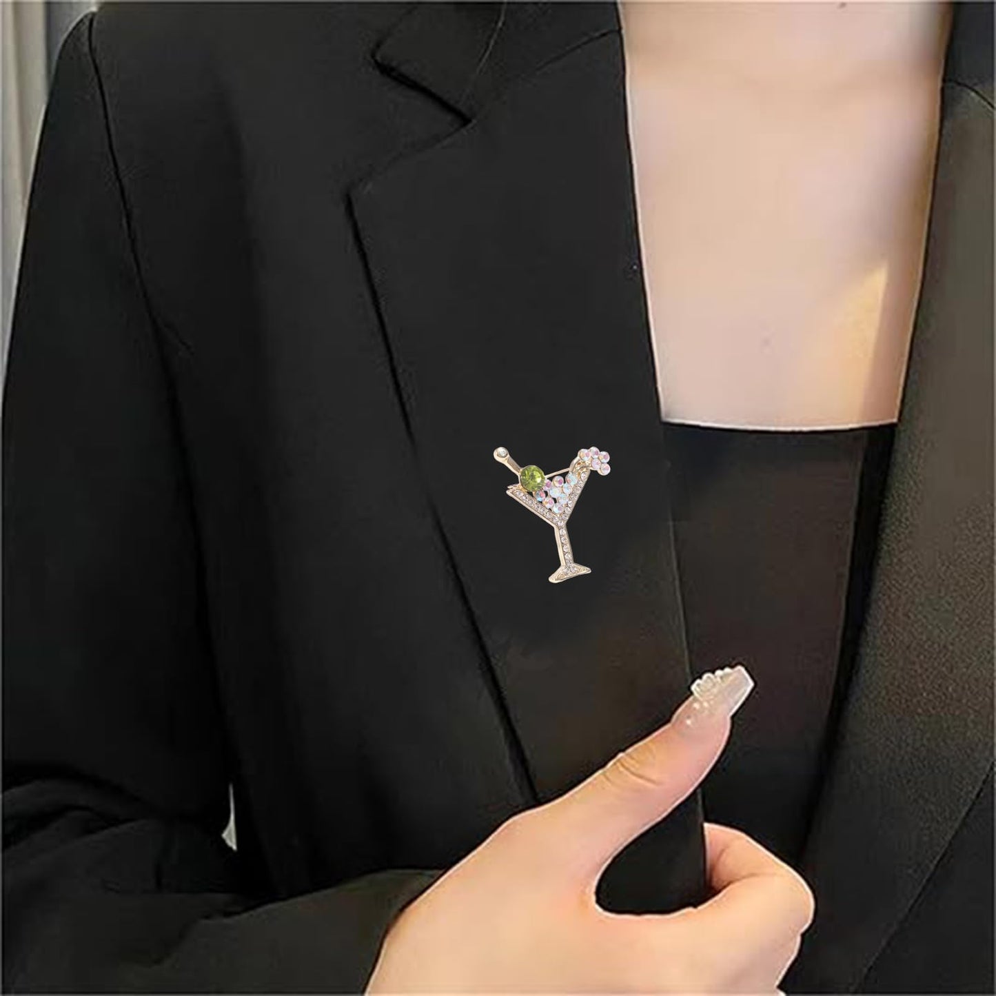 DEYOUM Cocktail Wine Glass Brooch Pin for Women Trendy Cute Cocktail Wines Glass Wine Bottle Brooch Pin Party Hat Bag Suit Charm Jewelry Gift Accessories (green)