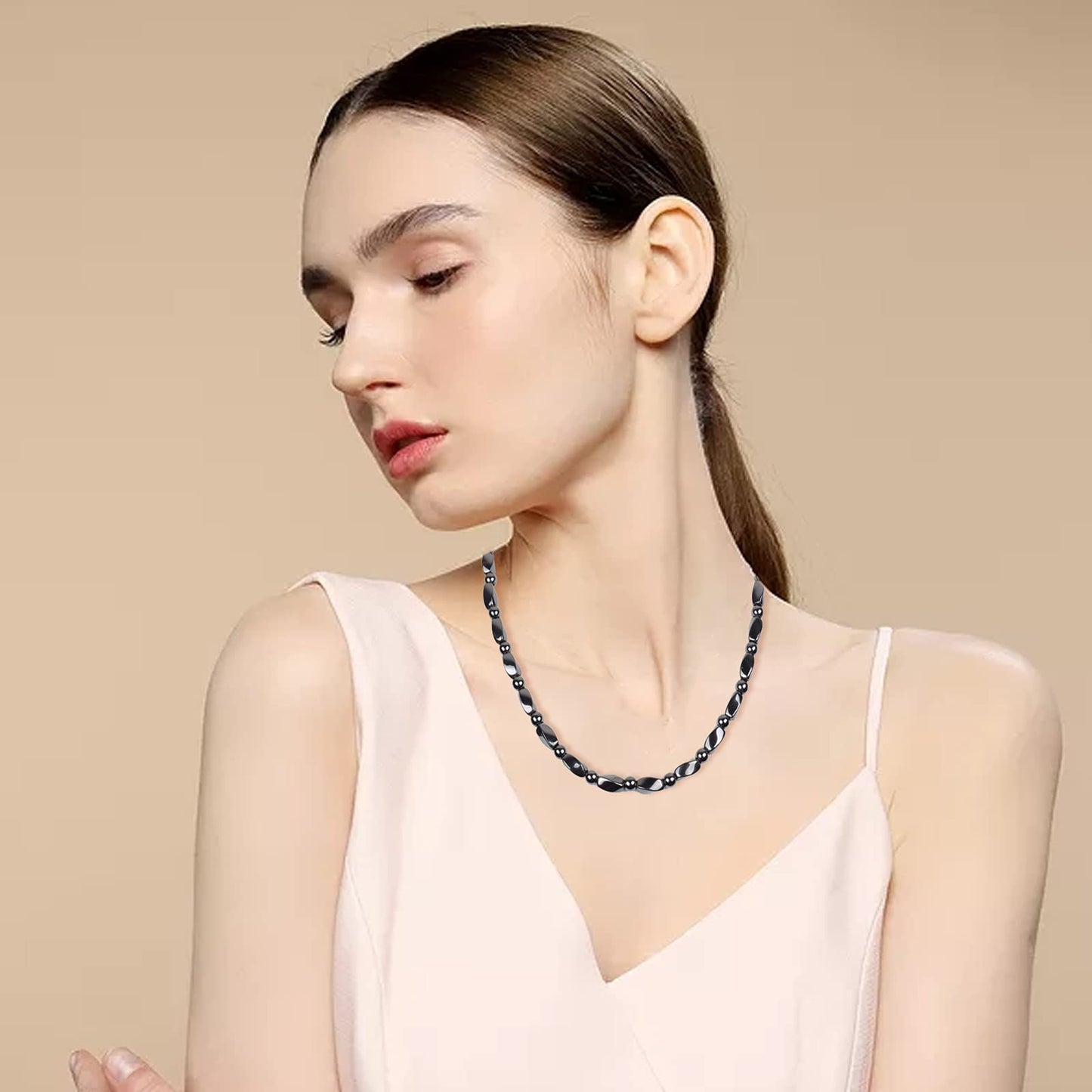 IRUMENG Magnetic Hematite Necklace for Men Women, Magnetic Stone Necklace to Soothe Neck Shoulder Discomfort, Reduce Fatigue Improve Daily Relaxation-19.6 inch (50cm)