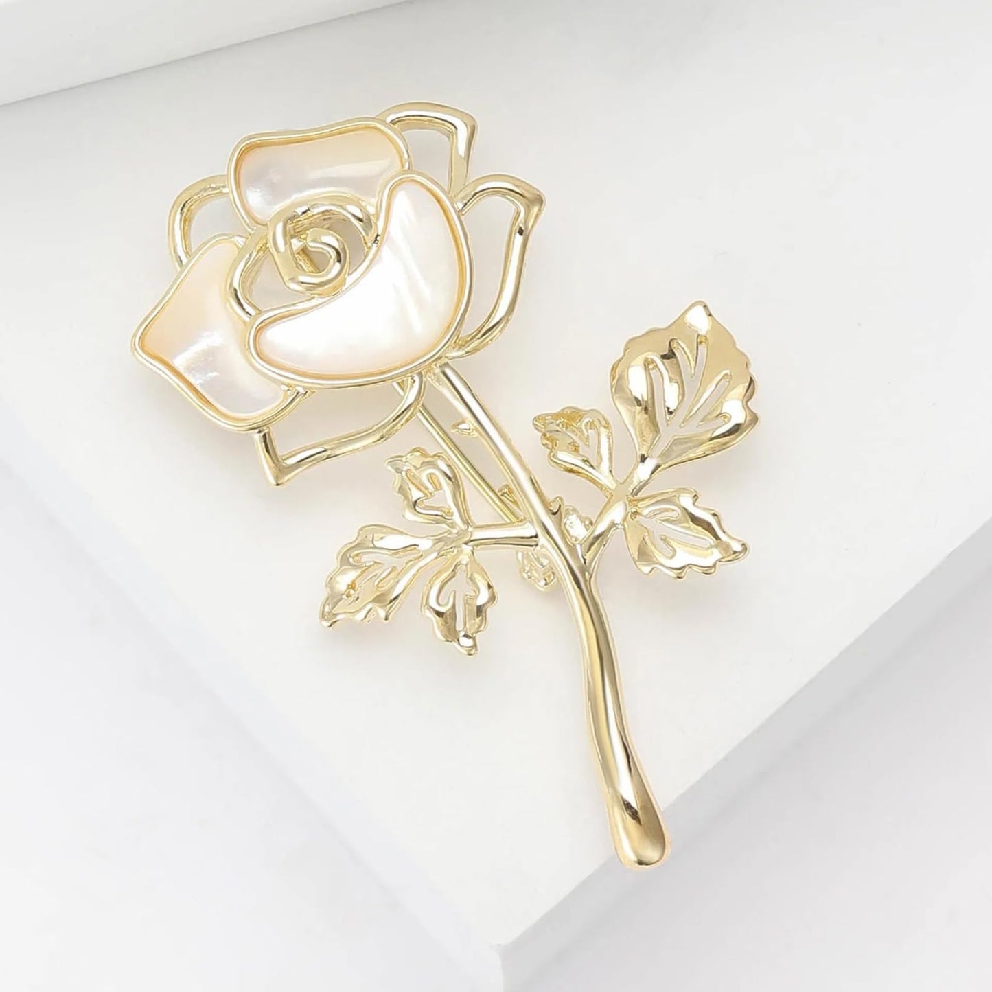 Fashion Brooches For Women, Rose Flower Brooch, Suitable For Party And Daily Wear On Many Occasions，Gold/Grey