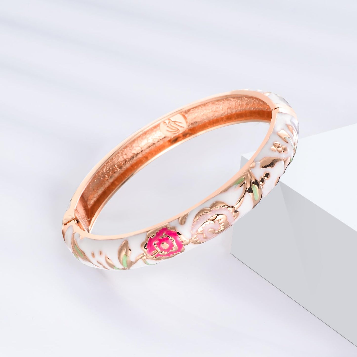 wynameleri Vintage Jewelry Cloisonne Handcrafted Enameled Gorgeous Rhinestone Flower Hinged Cuff Bracelet Bangles Gifts 88C06-55A106 Pink White