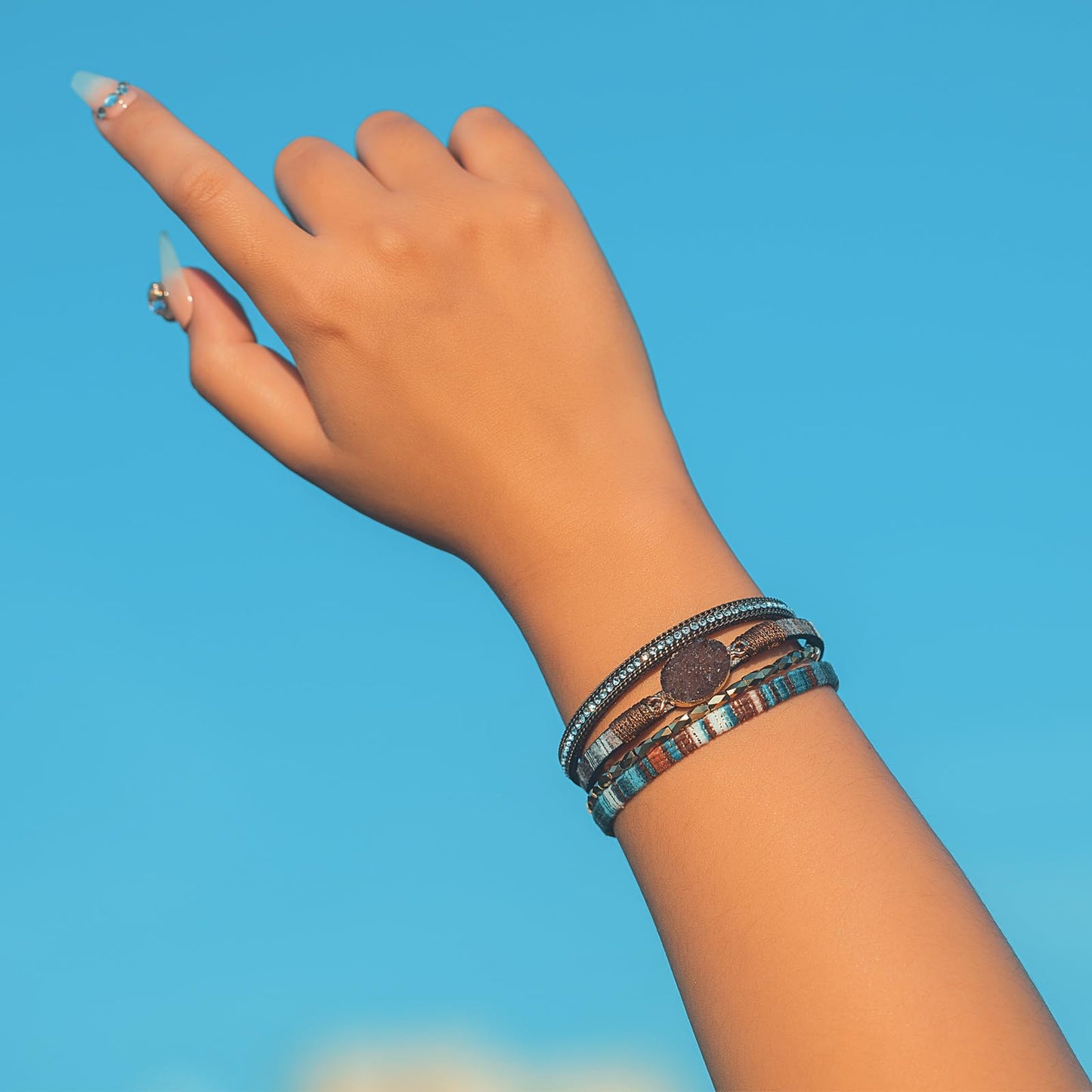 FANCY SHINY Boho Leather Wrap Bracelet Stackable Chunky Crystal Cuff Bracelets with Magnetic Clasp Cowboy Cowgirl Western Summer Beach Outfits Jewelry Gifts for Women (7.7", Boho Brown)