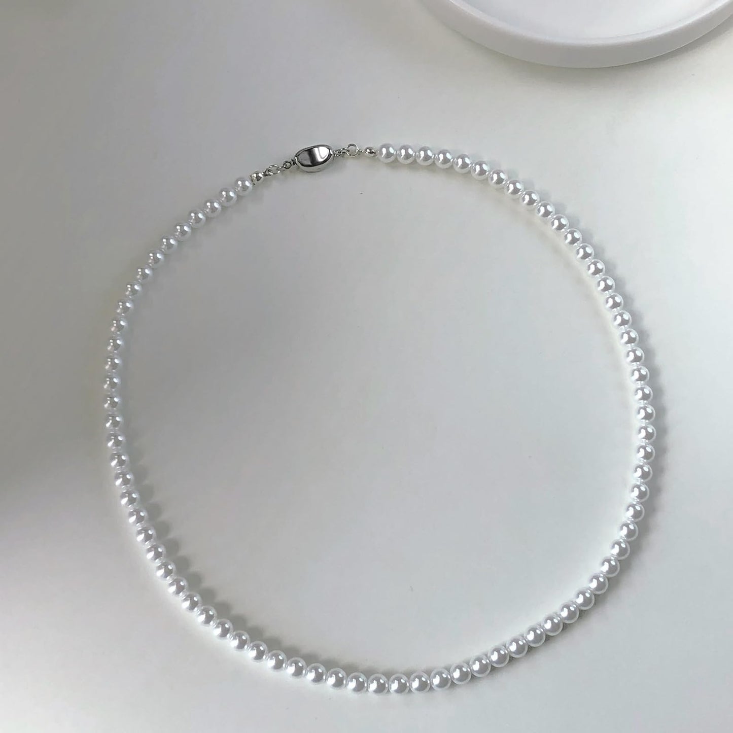 Zeffy Pearl Necklace for Women, 6MM Dainty Round Imitation Pearl Necklace Wedding Delicate Jewelry for Women Simple Bridesmaid Jewelry Gifts