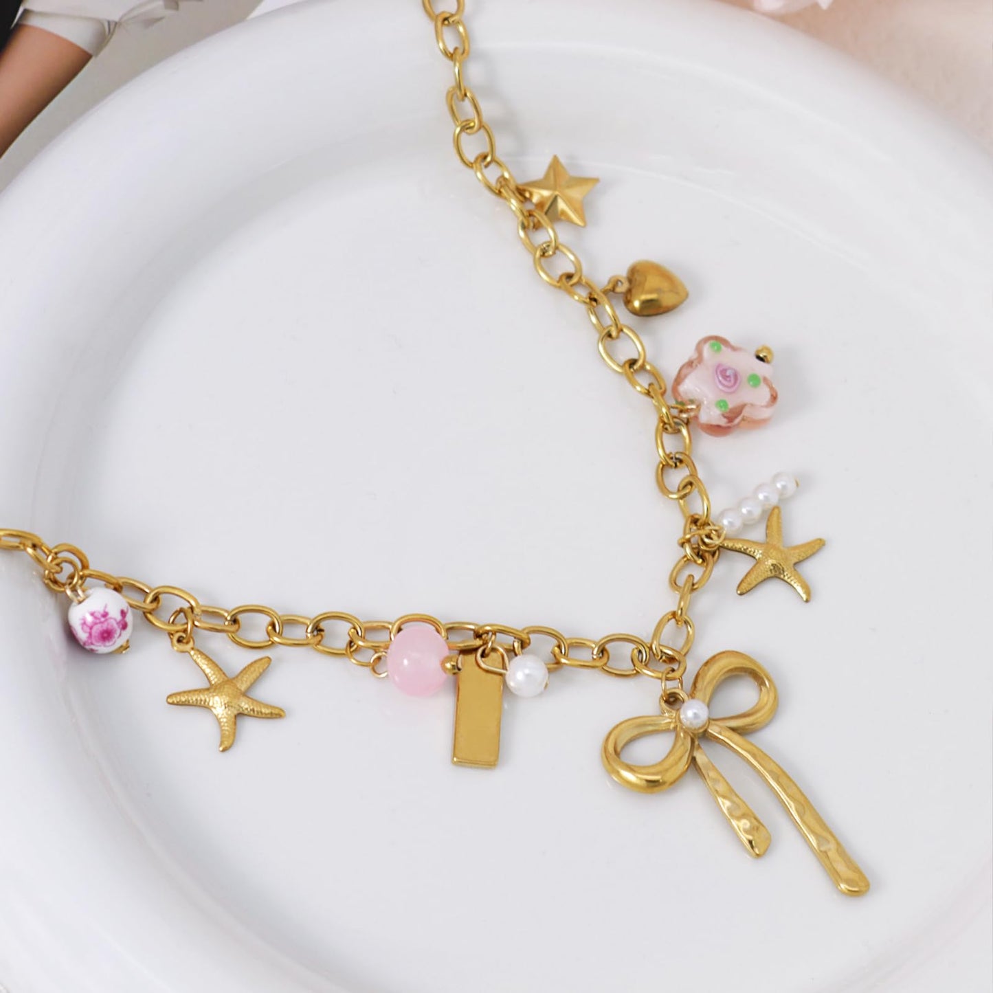 Trendy Stainless Steel Gold Plated Charm Necklace with Heart Pearl Pepper Conch Ceramic Pendant Necklace for Women Collares Chokers Jewelry (Bow Necklace)