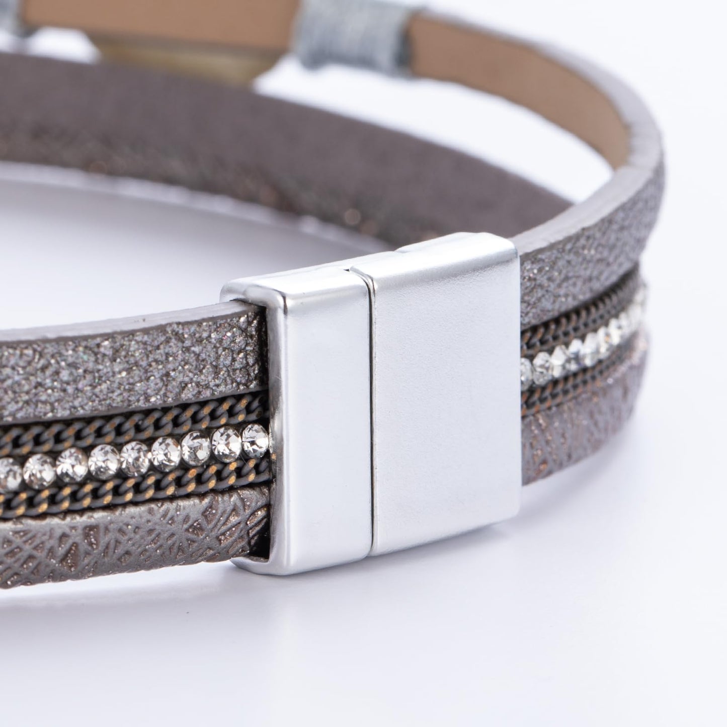FANCY SHINY Boho Leather Wrap Bracelet Stackable Chunky Crystal Cuff Bracelets with Magnetic Clasp Cowboy Cowgirl Western Summer Beach Outfits Jewelry Gifts for Women (14.7", Grey)