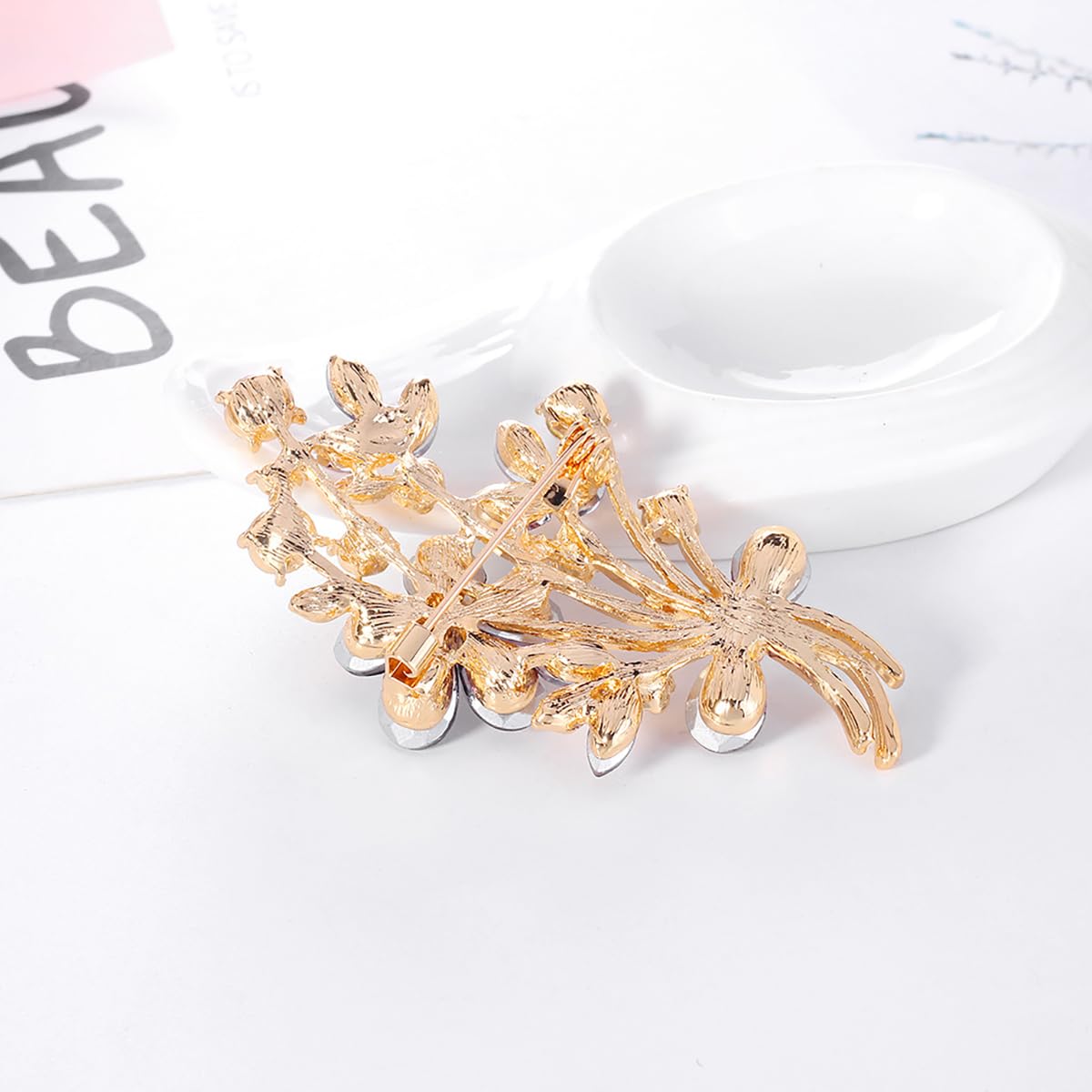 YOQUCOL Vintage Dark Green Austrian CZ Crystal Rhinestone Poppy Flower Bouquet Shape Brooch Pin for Women