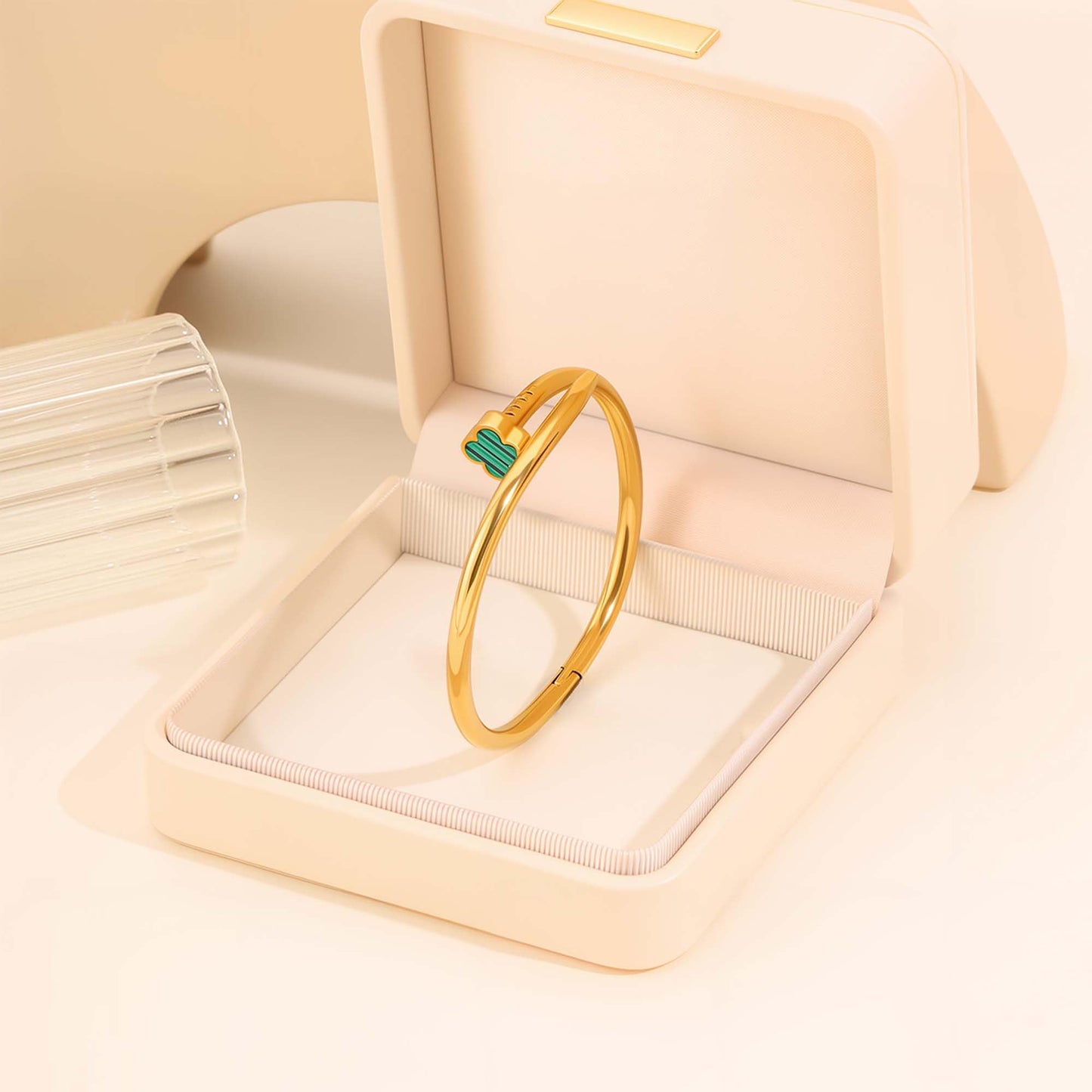 18K Gold Plated Love Nail Bangle Bracelet for Women,Stainless Steel Non-Tarnish Stackable Nail Bangle Couple Bracelet Love Trendy Jewelry Dainty Gold Bracelet Gift for Women