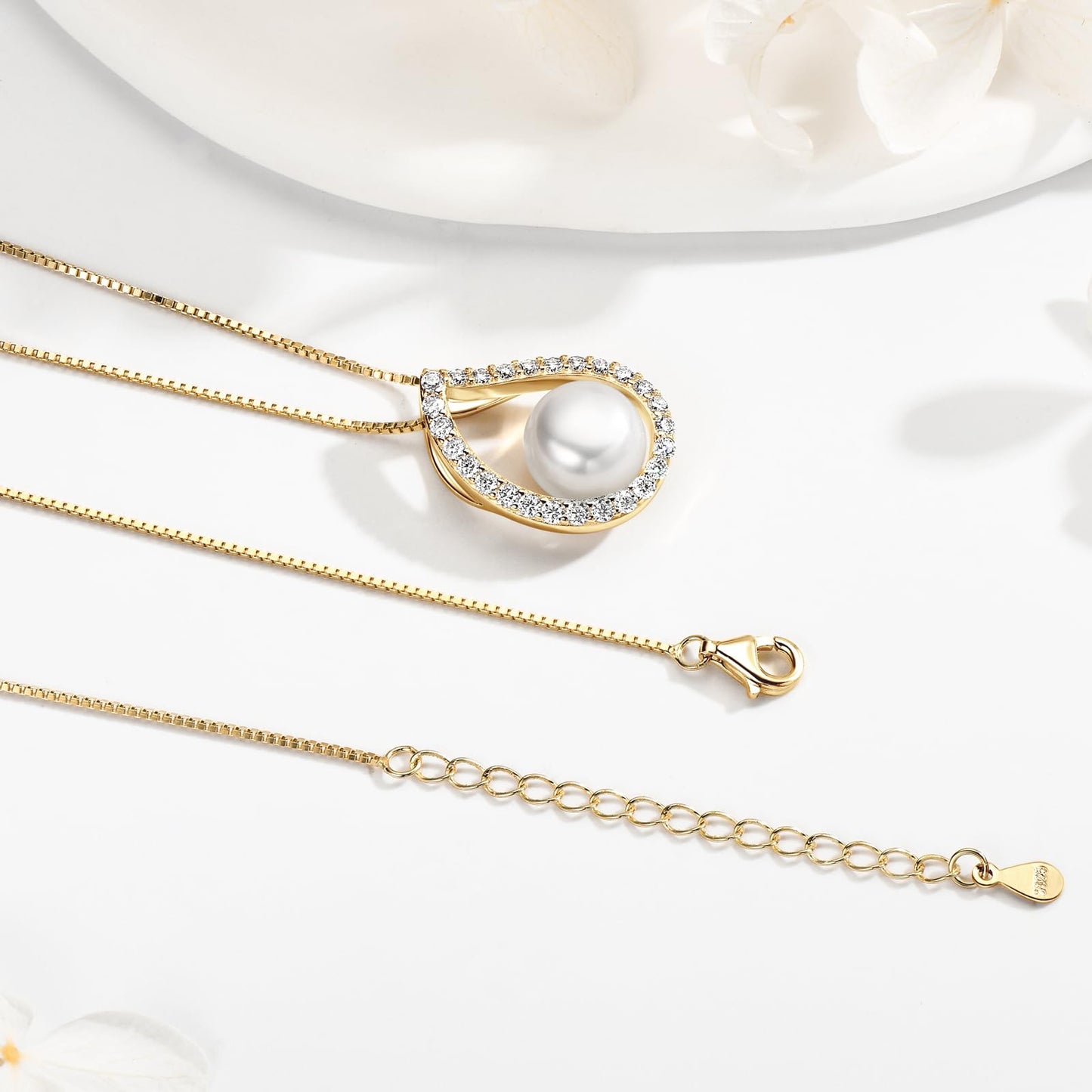 DENGGUANG Pearl Necklaces for Women, 925 Sterling Silver Freshwater White Pearl Pendant Necklace, Shiny Moissanite Pearl Wedding Jewelry for Bride Bridesmaid(9-10mm)