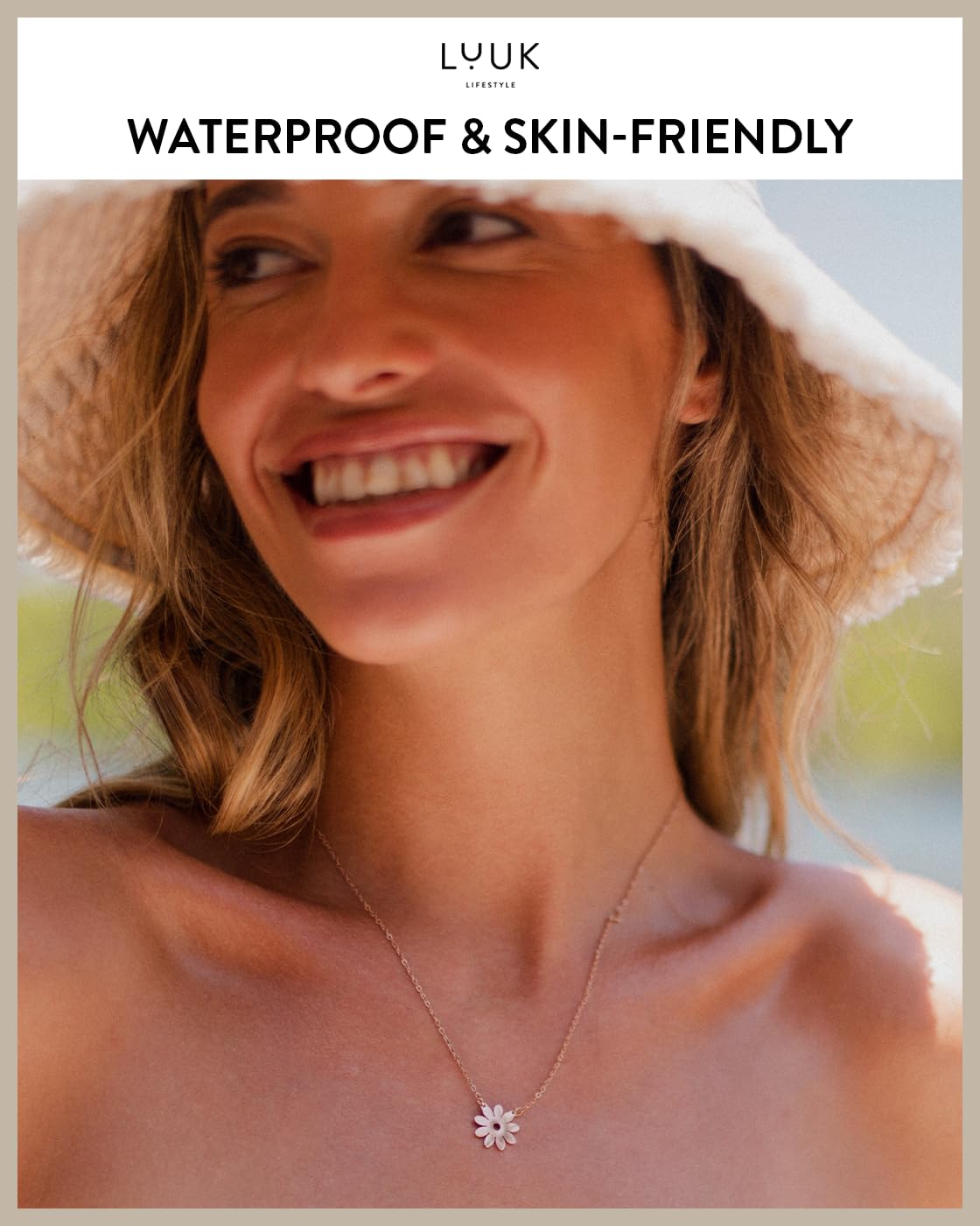 LUUK LIFESTYLE Adjustable Flower pendant necklace, 19Inches sturdy thin chain, waterproof, non-tarnish, Gift for holiday season, women, friend, daughter, dainty trendy casual aesthetic (Gift Card)