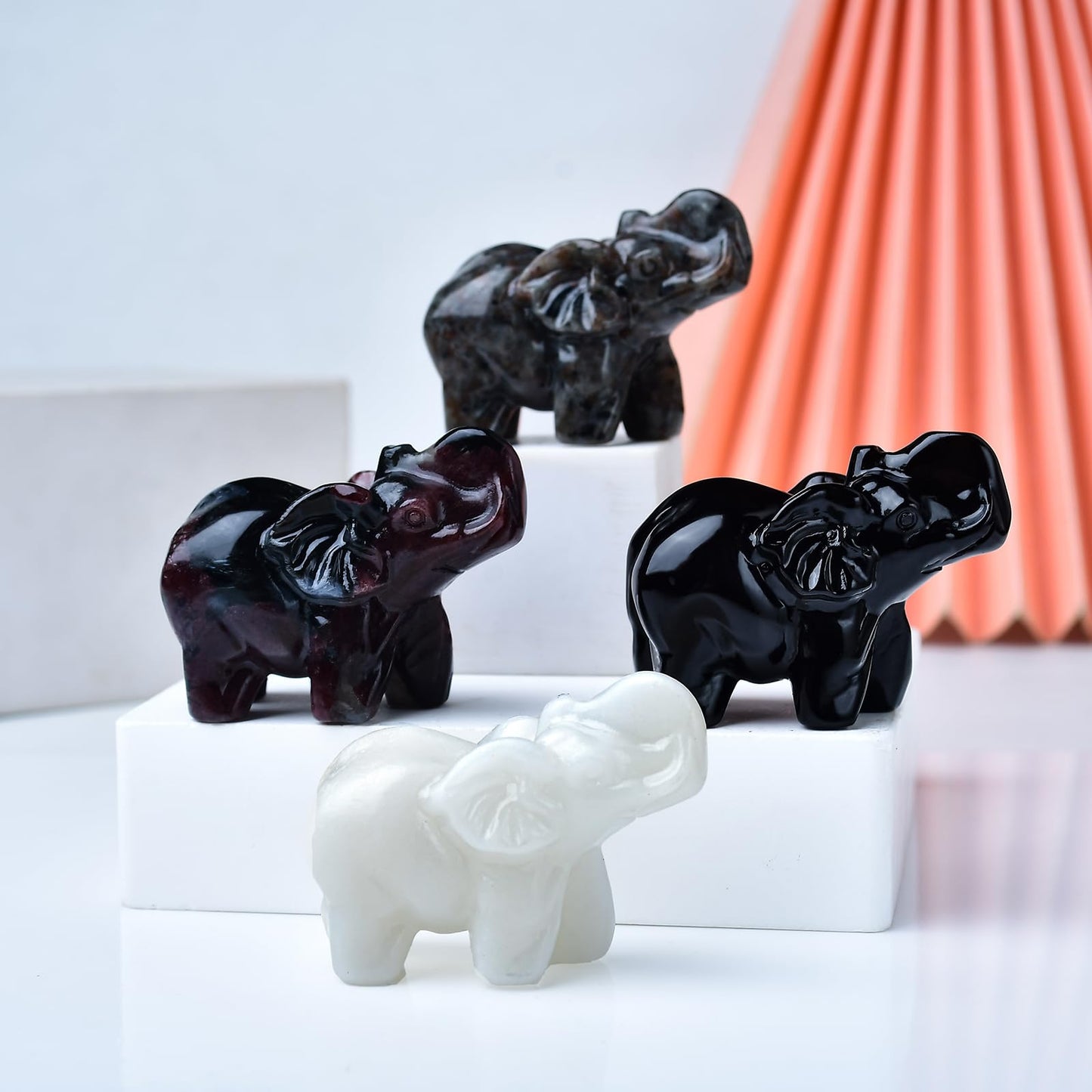 WUYOUSHI Garnet Crystal Elephant Statue 2" Healing Crystal Handmade Figurine Lucky Guardian Pocket Statues Reiki Meditation Office Home Decoration Gift