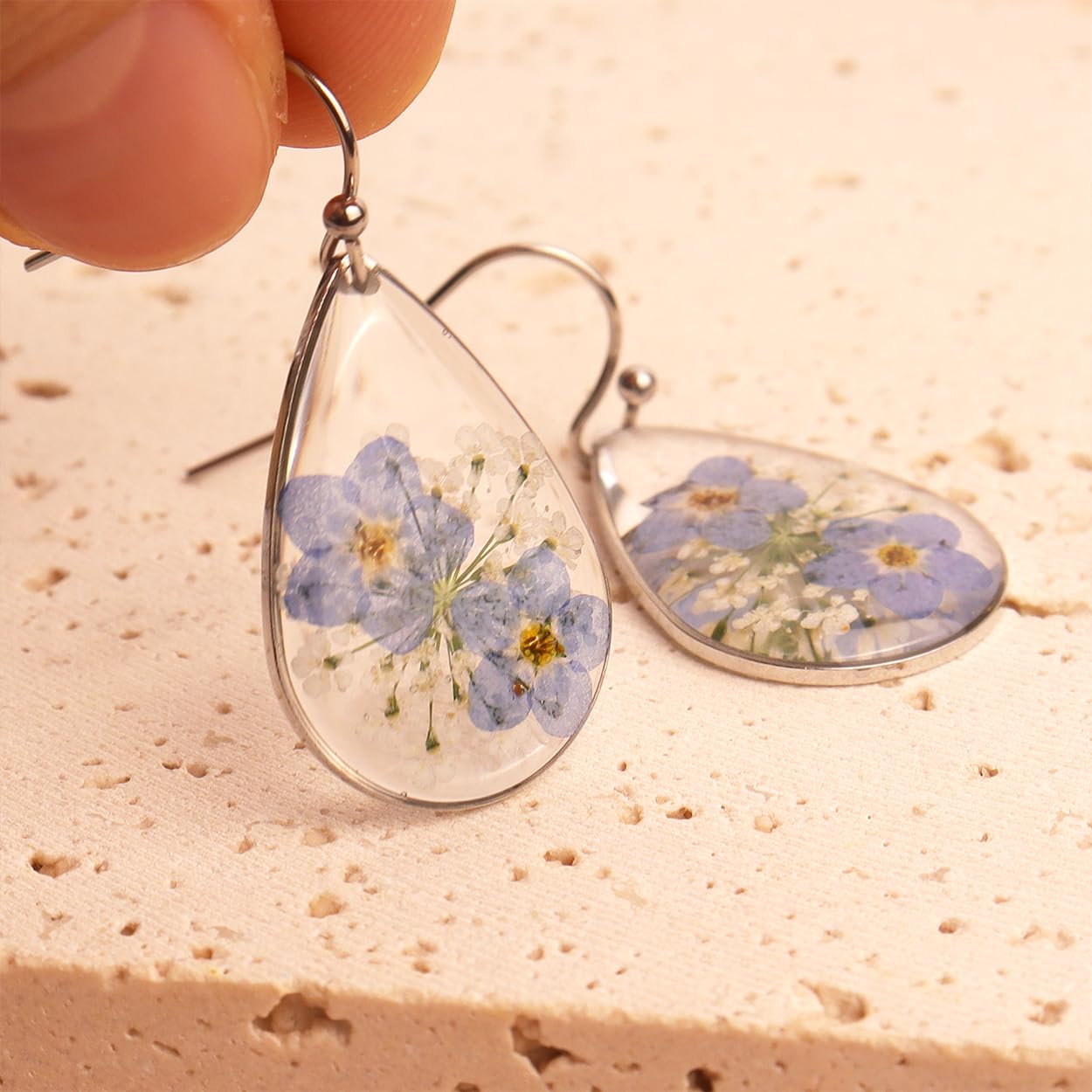 JeanBeau Handmade Pressed Flower Earrings for Women, Forget-Me-Not Queen Anne's Lace Wildflower Blue Nature Dried Flowers Silver Teardrop Dangle Drop Statement Floral Earings Jewelry Gift