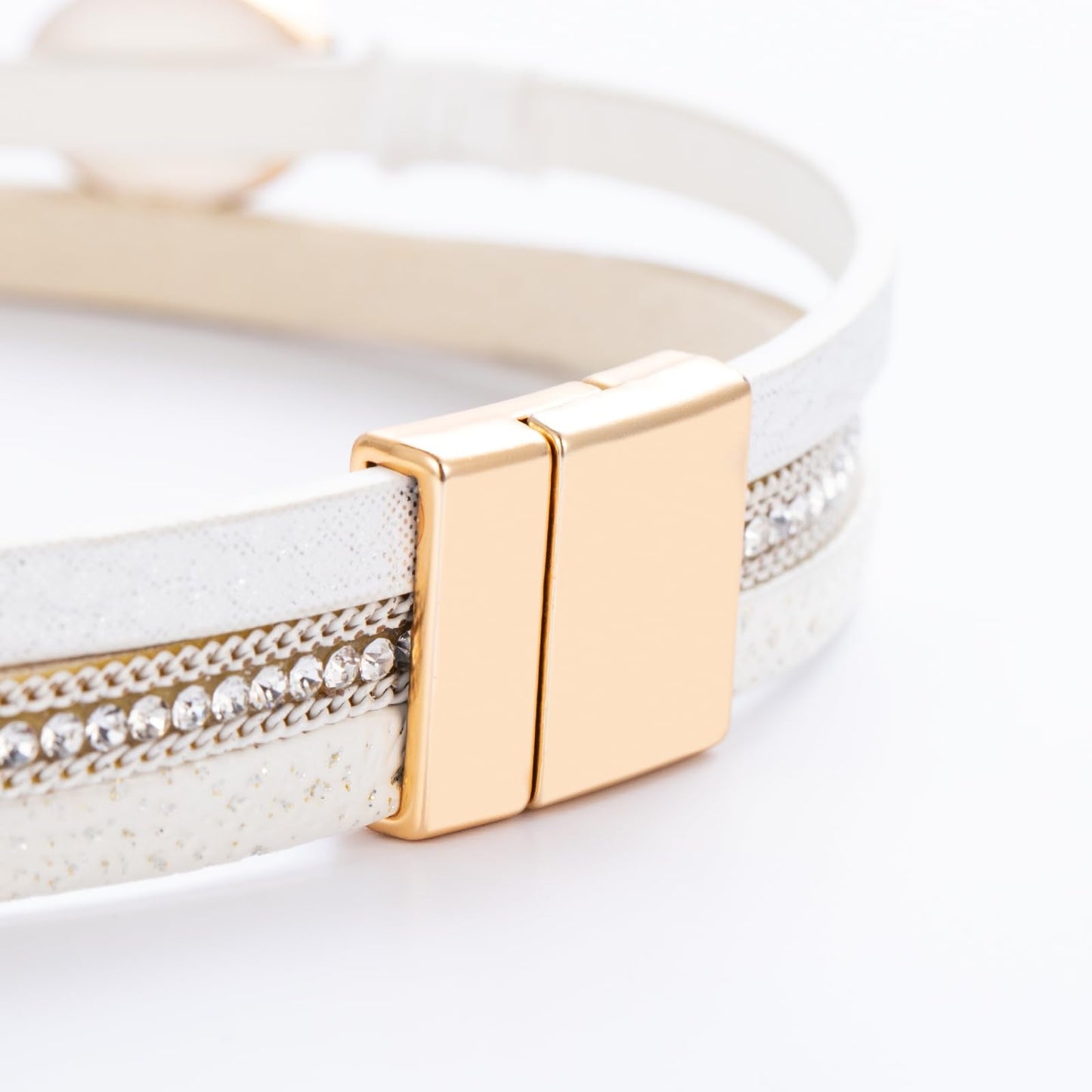 FANCY SHINY Boho Leather Wrap Bracelet Stackable Chunky Crystal Cuff Bracelets with Magnetic Clasp Cowboy Cowgirl Western Summer Beach Outfits Jewelry Gifts for Women (14.7", White)