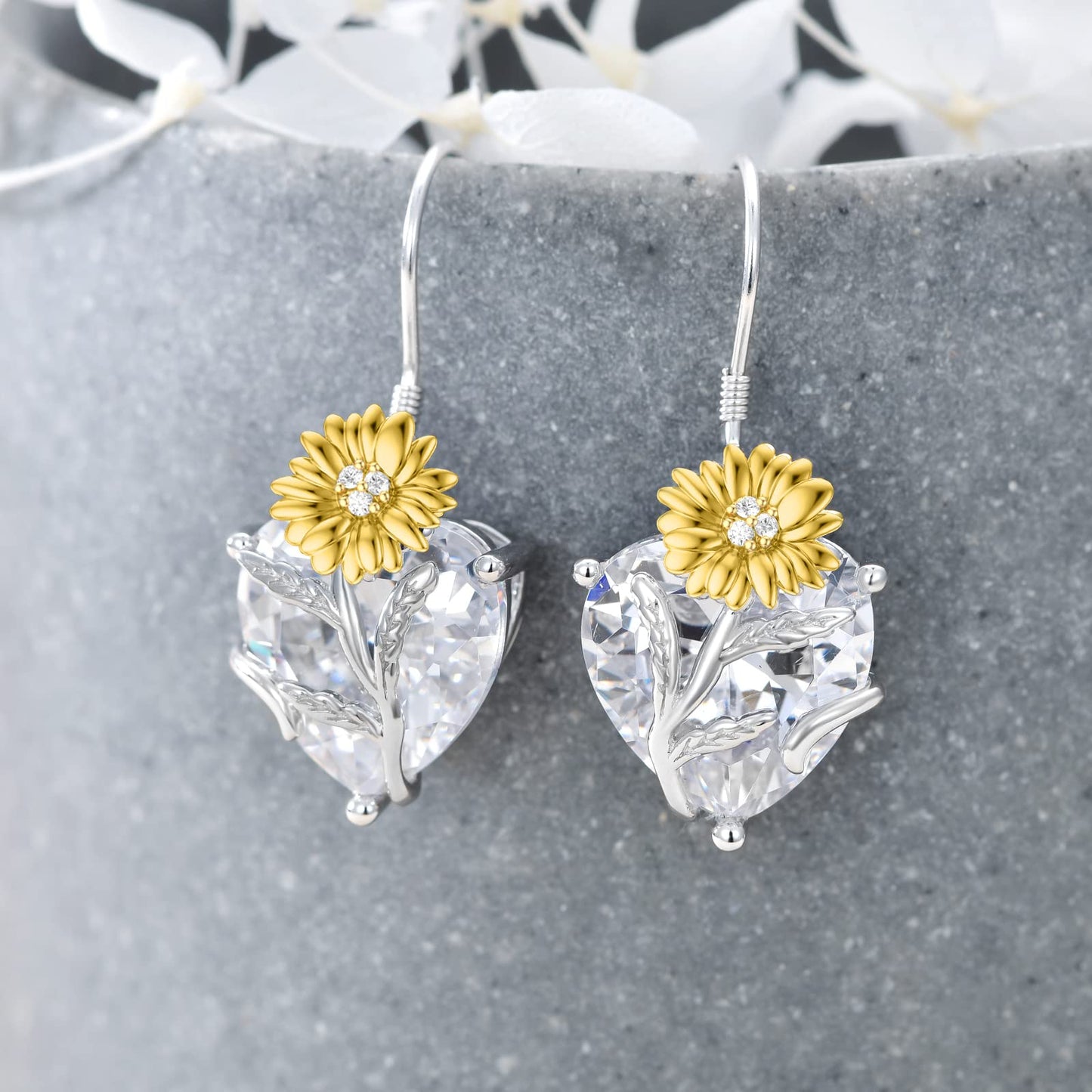 TOUPOP Diamond April Birthstone Earrings 925 Sterling Silver April Birth Flower Daisy Earrings Jewelry Birthday Mothers Day Gifts for Women Mom Her