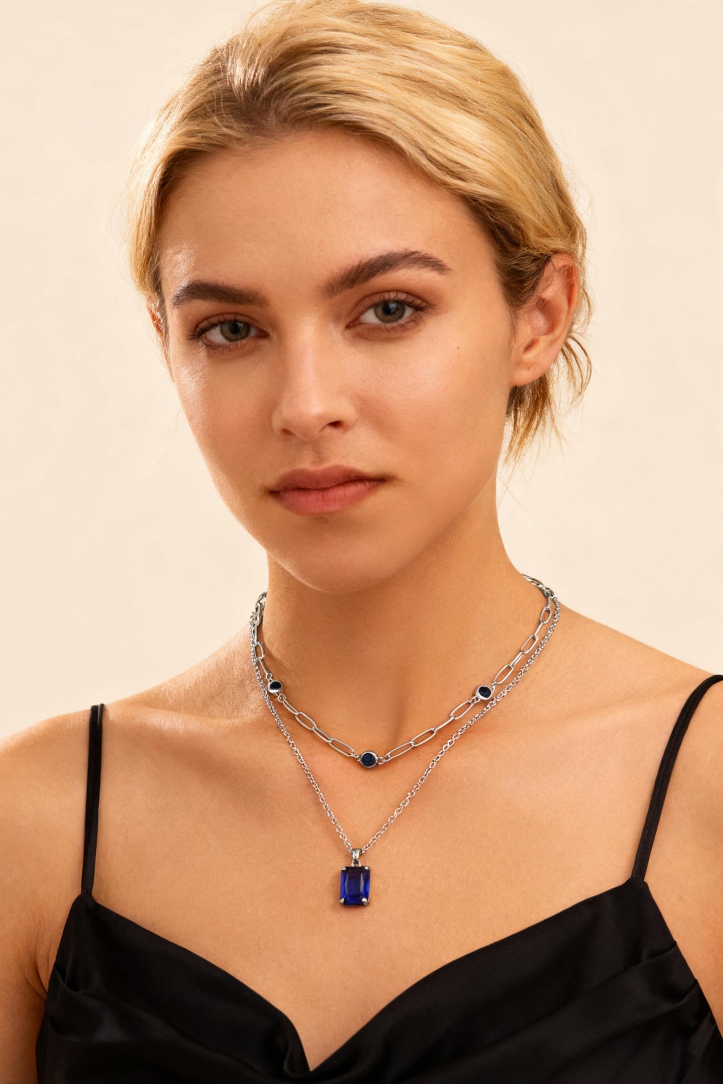 VANGETIMI Blue and Silver Layered Pendant Necklaces for Women Silver Plated Crystal Choker Necklace Paperclip Rhinestone Necklace Party Prom Jewelry