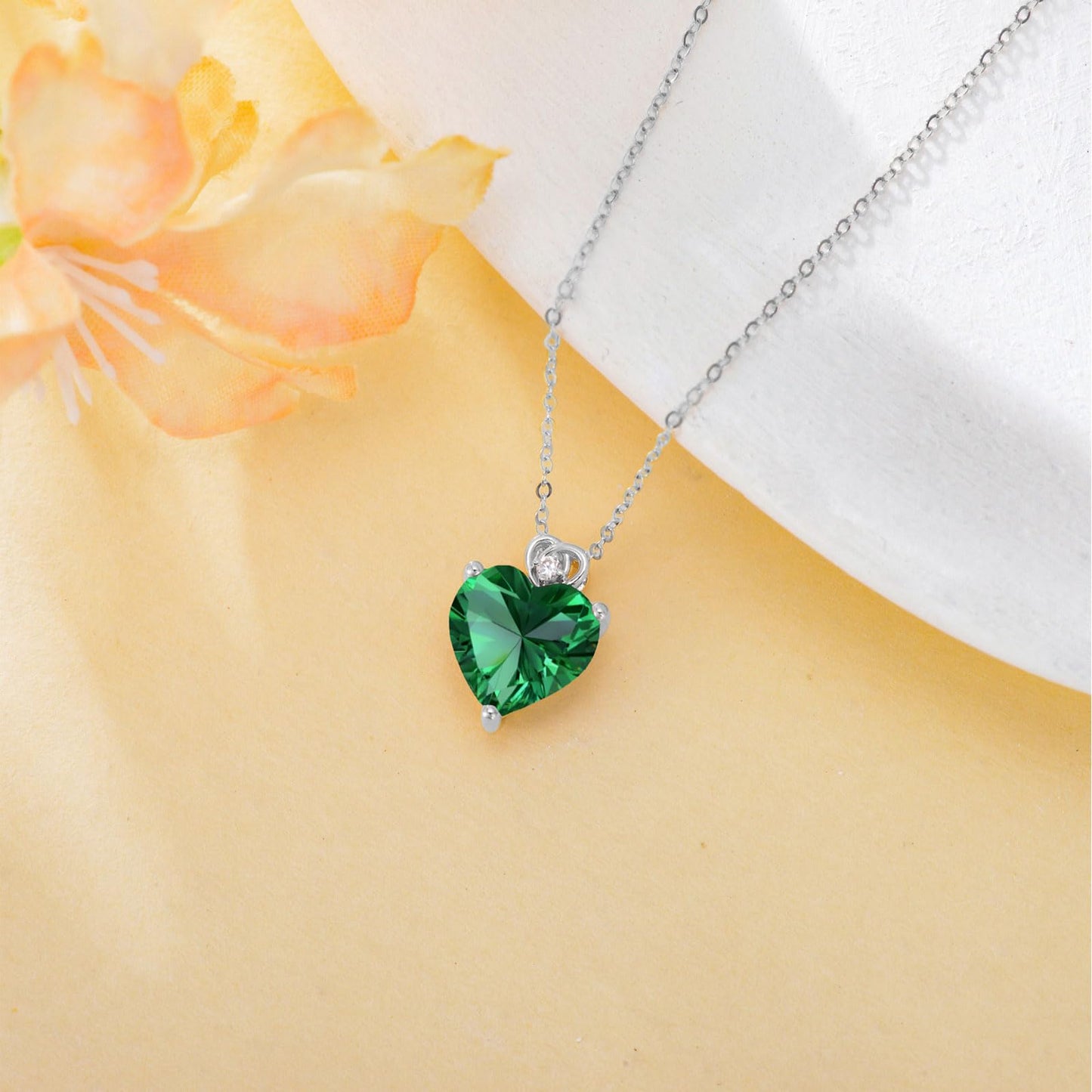 NFYBD 14k White Gold Love Heart Emerald Birthstone Pendant Necklace for Women 3 Carat Heart-cut Created Gemstone Anniversary Birthday Mother's Day Necklaces for Her-may