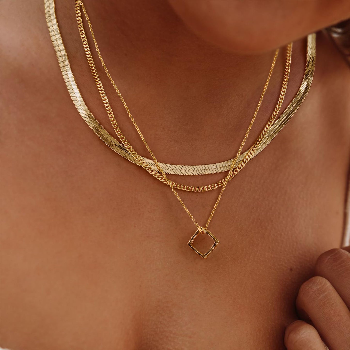 YOIHUR Layered Gold Necklaces for Women, 14K Gold Plated Cuban Snake Chain Necklace Trendy Layering Square Pendant Choker Necklace Set Jewelry for Women