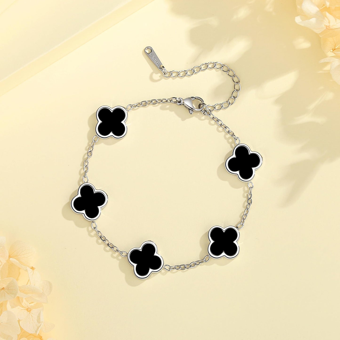CORSMGSE 18K Gold Plated Clover Lucky Bracelet for Women Gold White Black Pink Green Red Blue Adjustable Double Sided Flower Four Leaf Link Bracelets Trendy Jewelry Gifts for Women Men