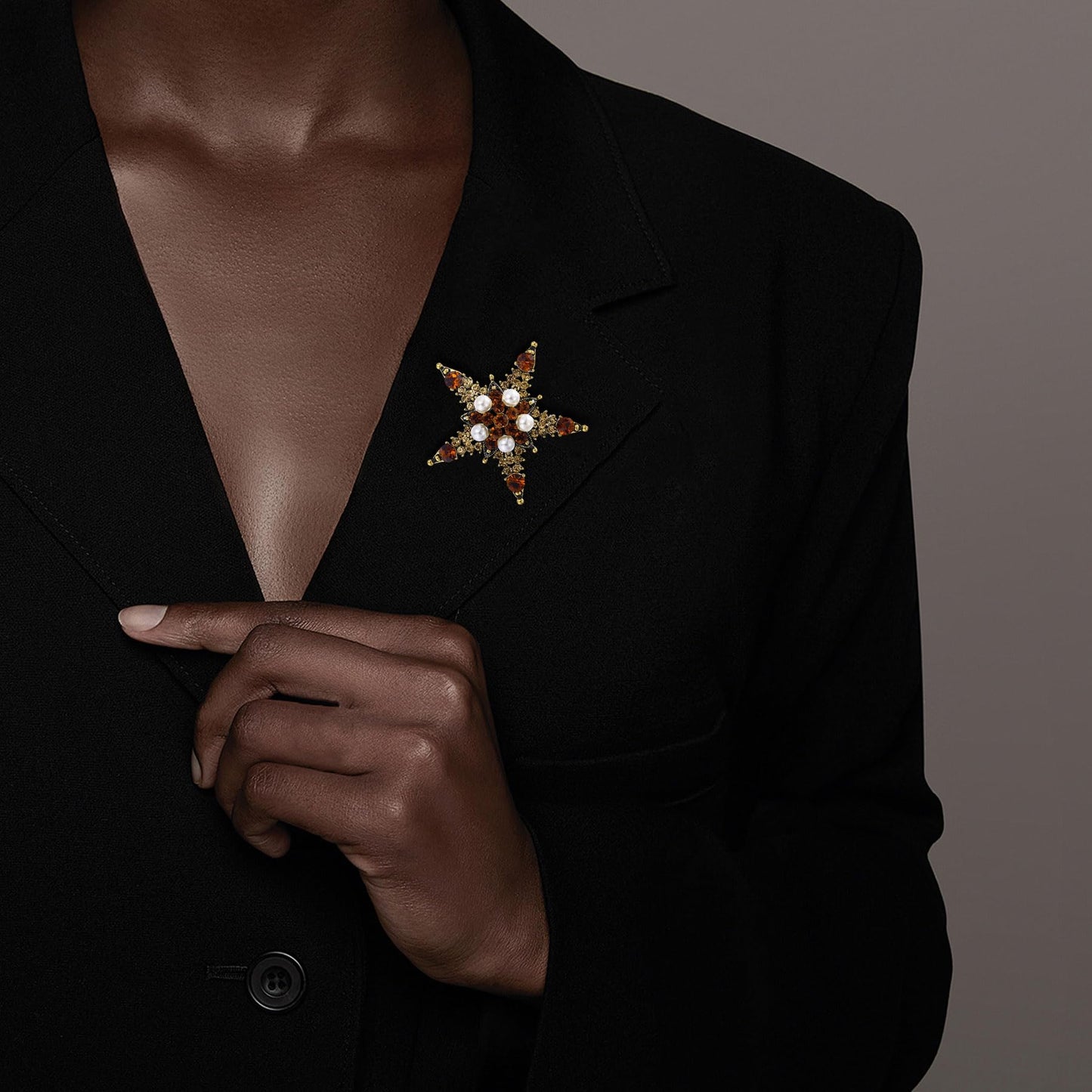 Crystal Flower Brooch Pins for Women Elegant Enamel Rhinestone Floral Brooches Pin Fashion Jewelry for Party Dance Wedding Banquet Brooch for Women Gift (Crystal Star)