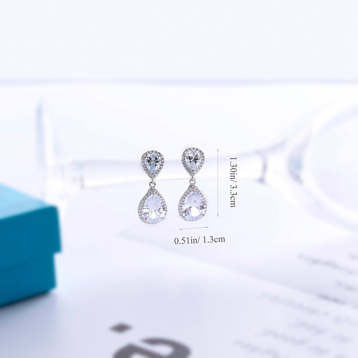 Crystal Jewelry Set for Women - Charming Pear-Shape Sterling Silver Full Teardrop Cubic Zirconia Bridal Pendant Necklace Dangle Earrings Set for Prom Party Wedding Jewelry Set for Bride Bridesmaids
