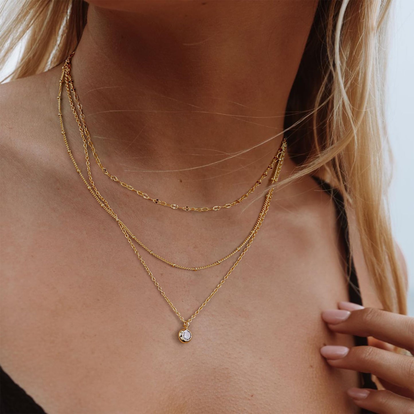 YOIHUR Layered Gold Necklaces for Women, 14K Gold Plated Necklace Trendy Layering Circle Zircon Pendant Necklace Set Jewelry for Women
