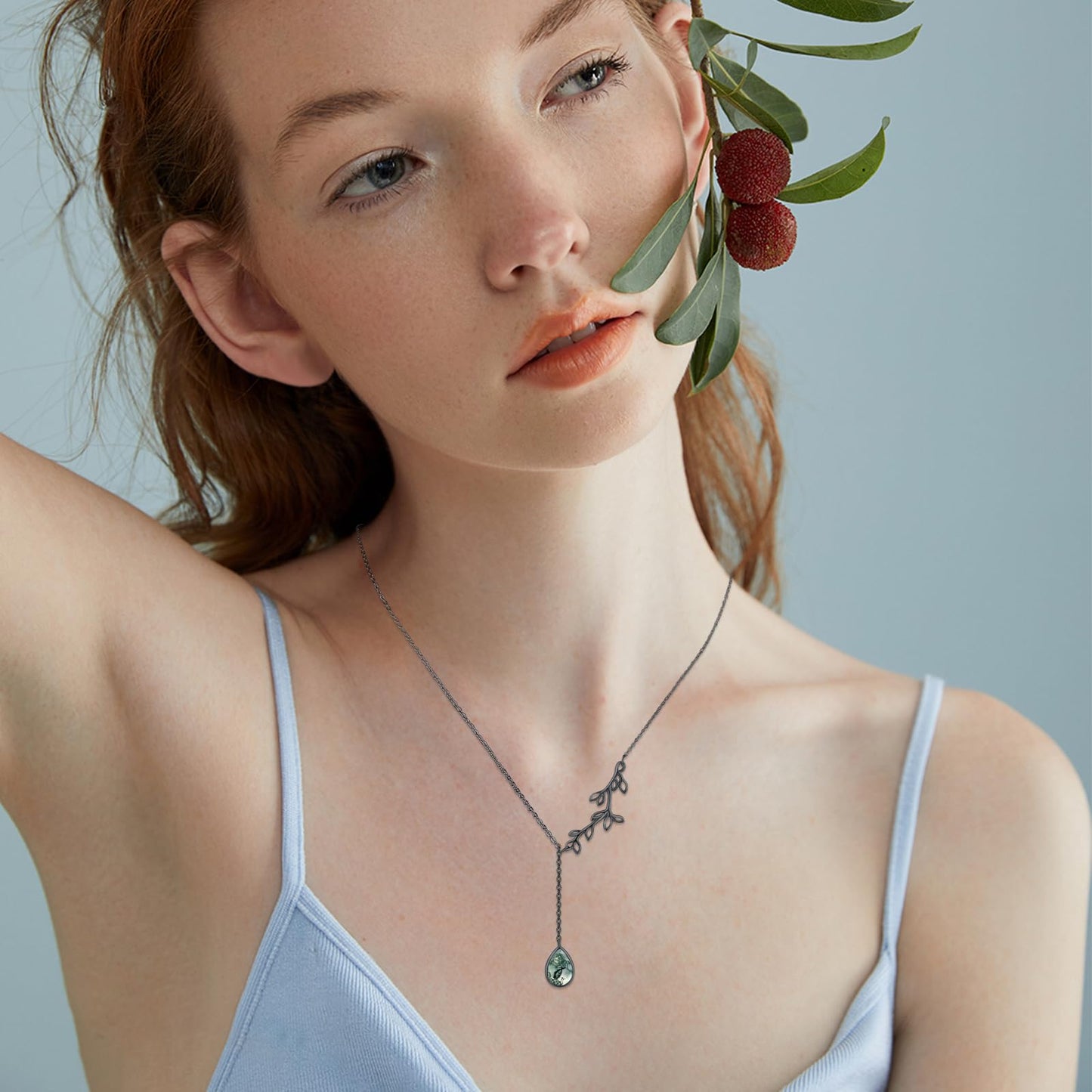 Silikepa Leaf Necklace for Women 925 Sterling Silver Black Leaf Pendant Necklace Y Chain with Moss Agate Jewelry Gifts for Women