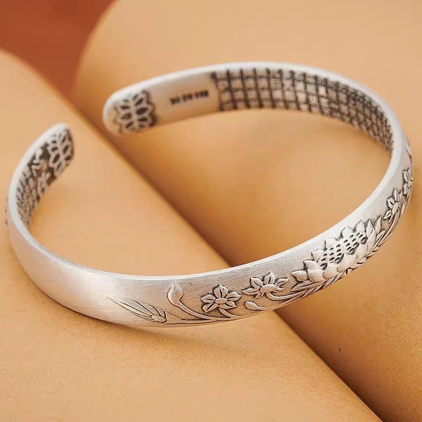 Feng Shui Lotus Heart Sutra Bracelet - Adjustable Vintage Silver Bracelet for Women Men, Tibetan Buddhist Mantra Lucky Amulet, Wealth Luck Protection Meditation Gifts (A)