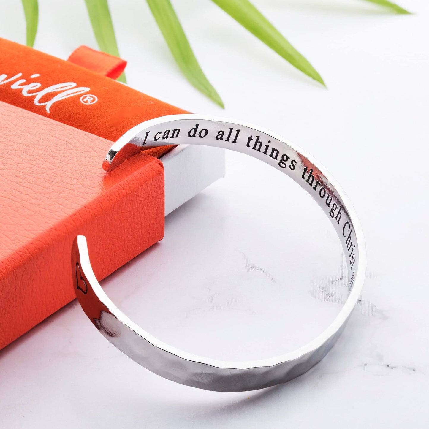 Carviell Faith Christian Bracelet for Women & Teens – 'I Can Do All Things Through Christ' Philippians Cuff – Bible Verse Jewelry, Inspirational Religious Gift, Encouragement Bracelet for Baptism or Confirmation