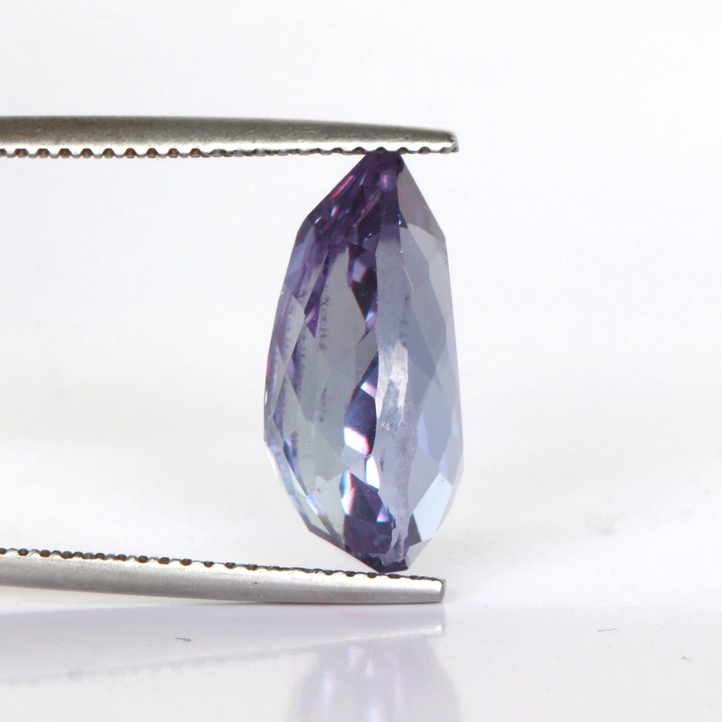 REAL-GEMS Natural Color Change Alexandrite Loose Gemstone 6.00 Carat Pear Cut Stone for Jewelry Making and Collection