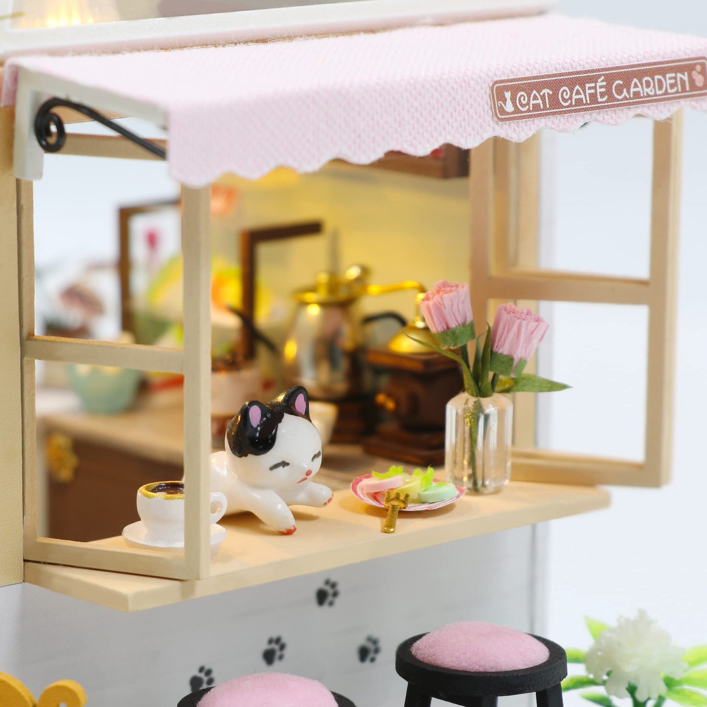 CUTEROOM DIY Miniature House Kit- Lovely Cats House, Tiny Dollhouse Wooden Furniture Kit, Mini DIY Craft Kits Creative Room for Christmas Decoration Family Friends