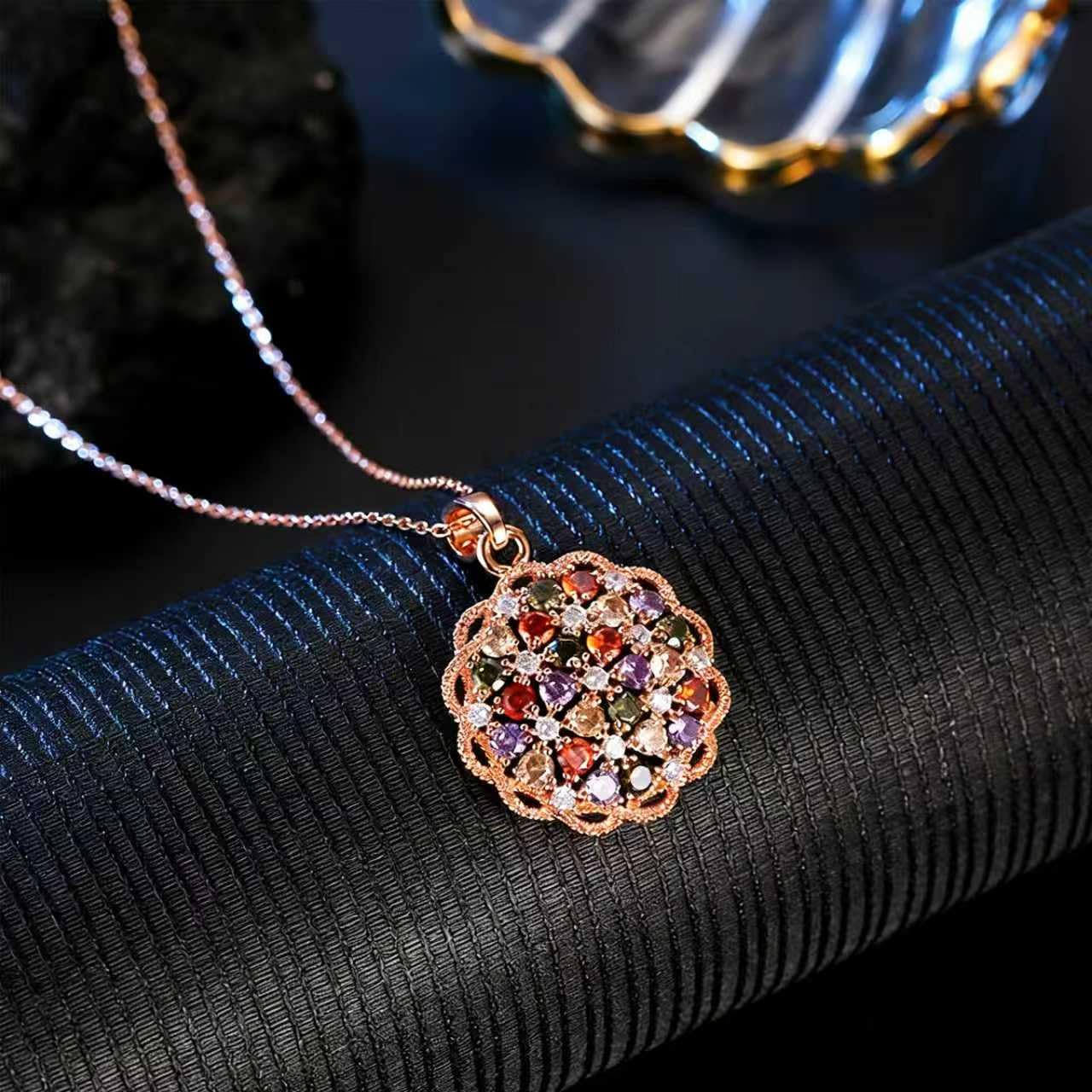 Kim Carrey Italian Elegant Rose Gold Necklace for Ladies | 18K Rose Gold Plated Necklace Pendant for Women | Gemstone necklace, Gift for Daughter, Wife, Mom, Her Jewelry (A bouquet of flowers)