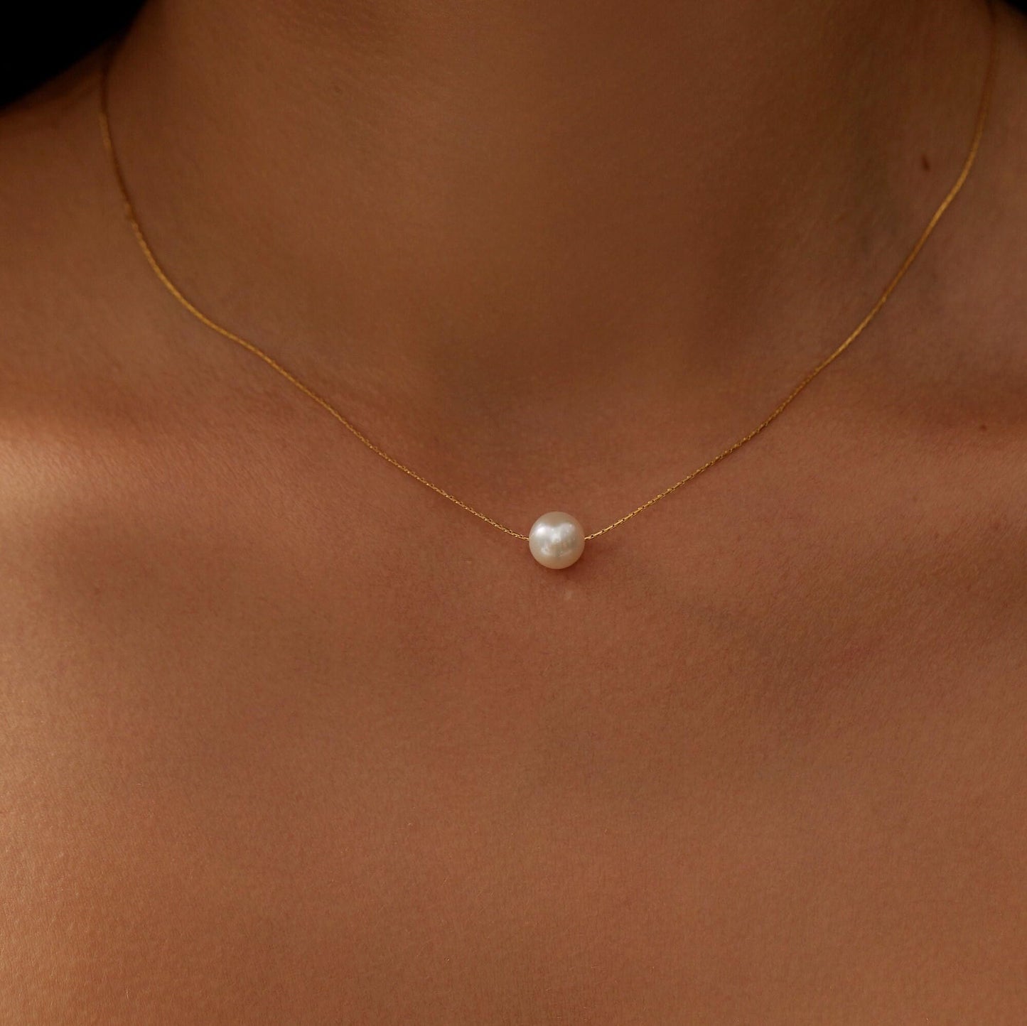 Treasure Bender Pearl Necklaces for Women Trendy, 14k Gold Plated Dainty Necklace Simple Pearl Drop Single Charm Pendant Necklace Birthday Wedding Gifts Gold Jewelry for Women