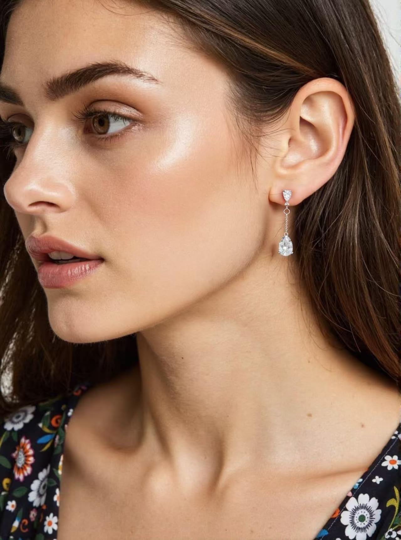 SBLING Cubic Zirconia Teardrop Earrings Wedding Earrings for Brides Bridesmaids, Bridal Dangle Earrings, Teardrop Crystal Drop earrings for Women Jewelry Gifts
