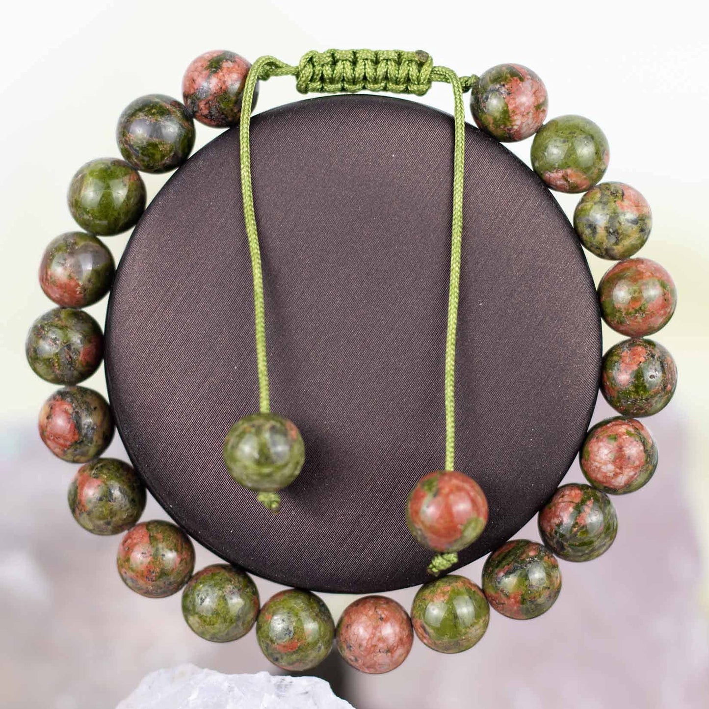 DAZCOLO Handmade Gem Bracelet Adjustable Macrame Gemstone 8mm Round Beads Crystals Quartz Unisex (Epidote)