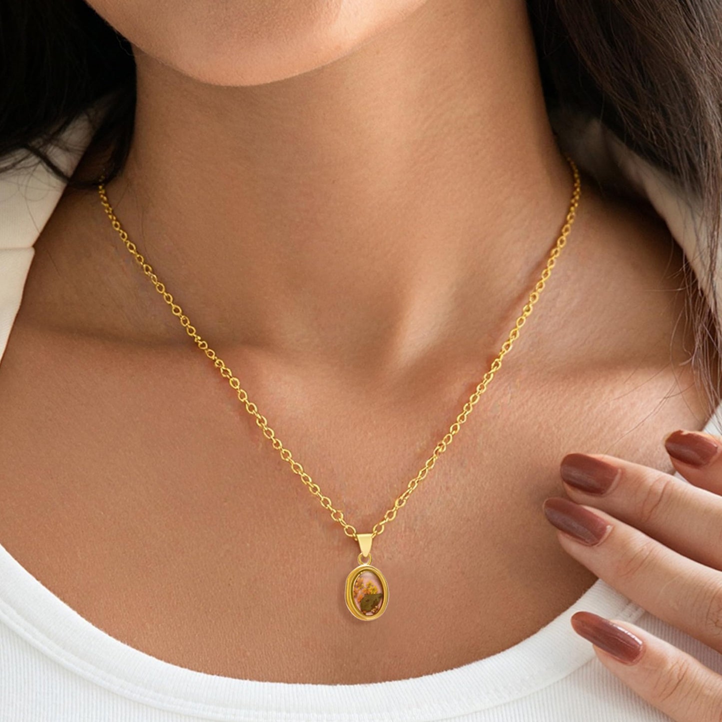 LETFLY Birth Flower Necklaces for Women, 18K Gold Plated Oval Shaped Handmade Floral Pendant, Pressed Flower Necklace Jewelry Gifts Peace