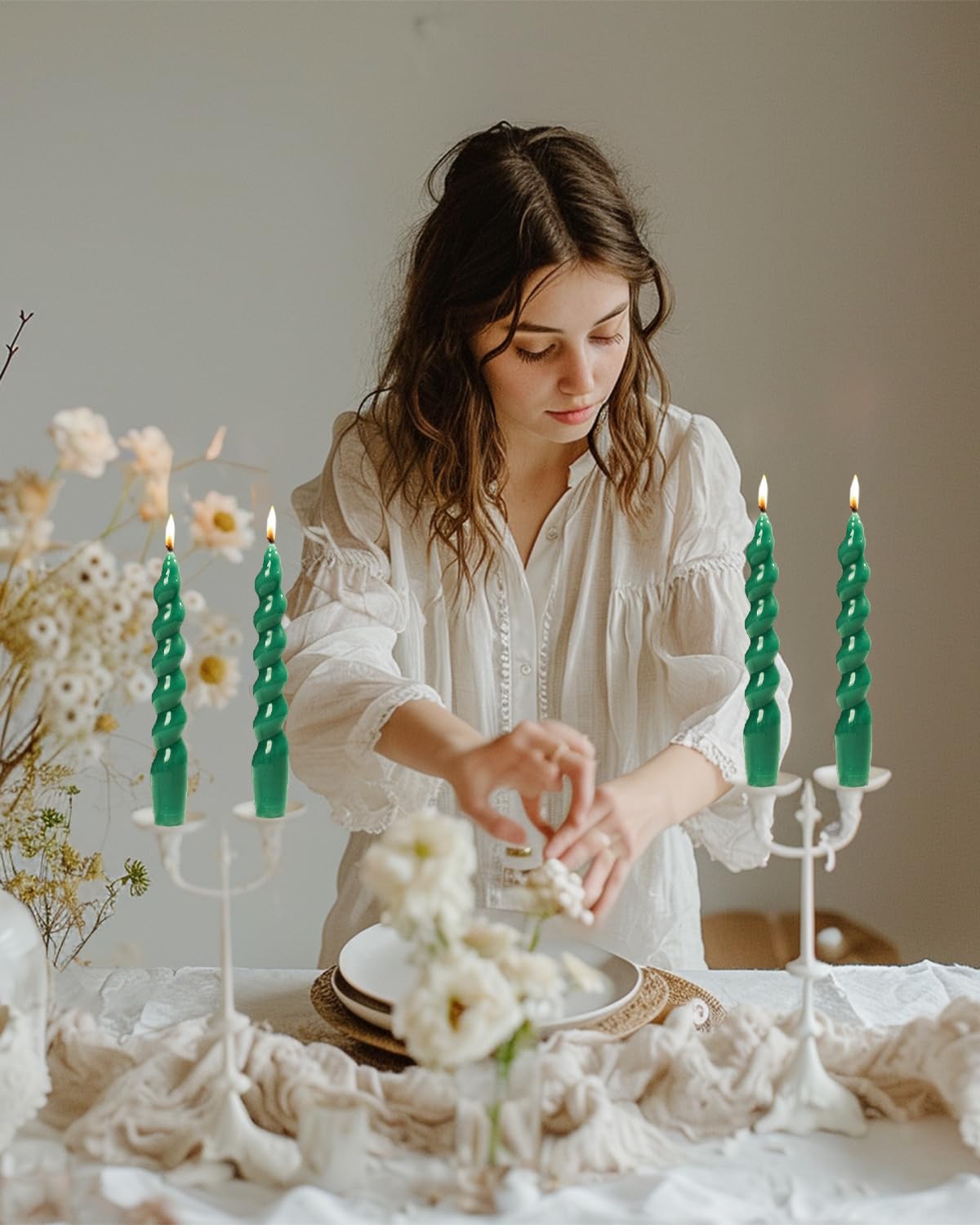 LPUSA Hunter Green Spiral Taper Candles Twisted Candlefor Holiday Wedding Party Wax Unscented Dinner Candle Dripless,Christmas Gift,4pcs（7.5" Hunter Green）"