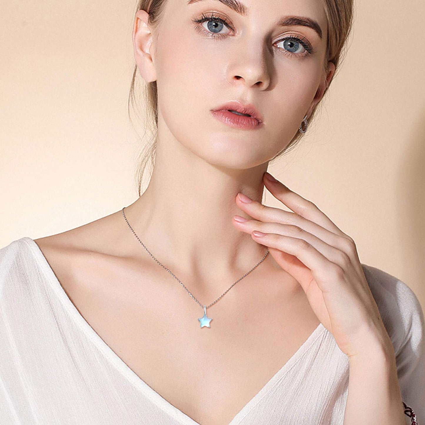 CUOKA MIRACLE Mothers Day Gift Moonstone Star Necklace 925 Sterling Silver Rainbow Moonstone Choker Pendant Celestial Jewelry for Women Hypoallergenic Gift Birthday
