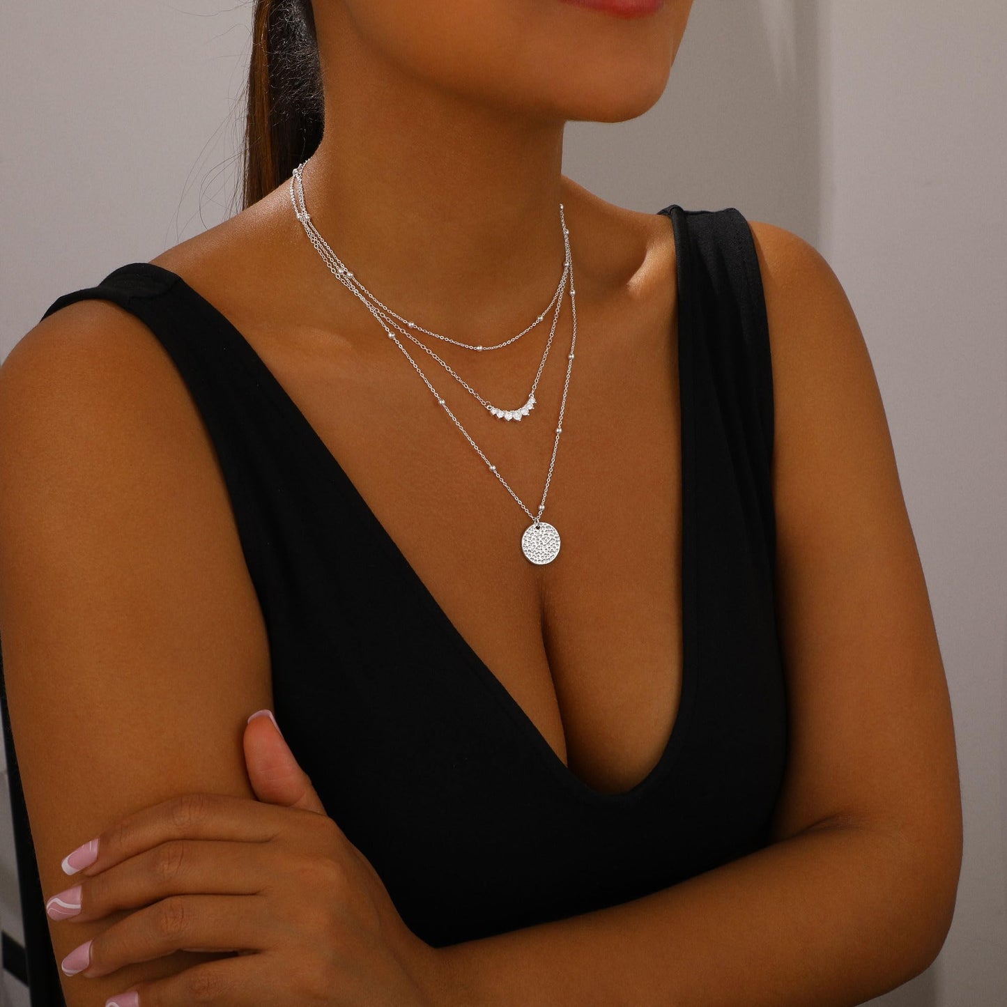 Layered Gold Necklaces for Women Stackable Dainty 14K Gold Plated Silver Chain Necklace Layering Cute Fashion Pendant Choker Necklaces Trendy Jewelry Set Gifts for Women (hammered texture round, silver)
