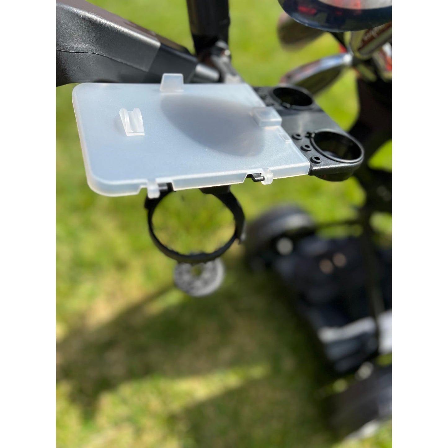 Super E Caddy The Weekender Electric Golf Cart, Packed with Drink Holder, Umbrella Holder, Scorecard Holder, Black