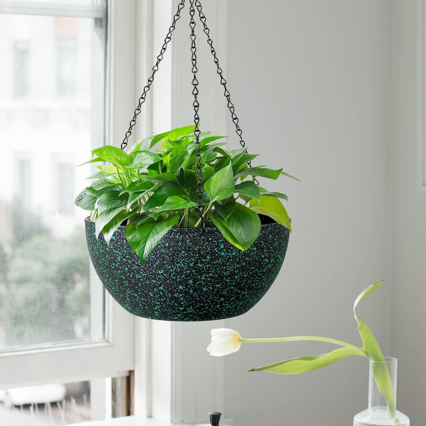 WSMKSZ 10inch Hanging Planters for Outdoor Indoor Plants with Drainage Holes and Chain, 2 Pack Round Hanging Flower Pots for Garden Home Porch Decor, Black with Green Speckles
