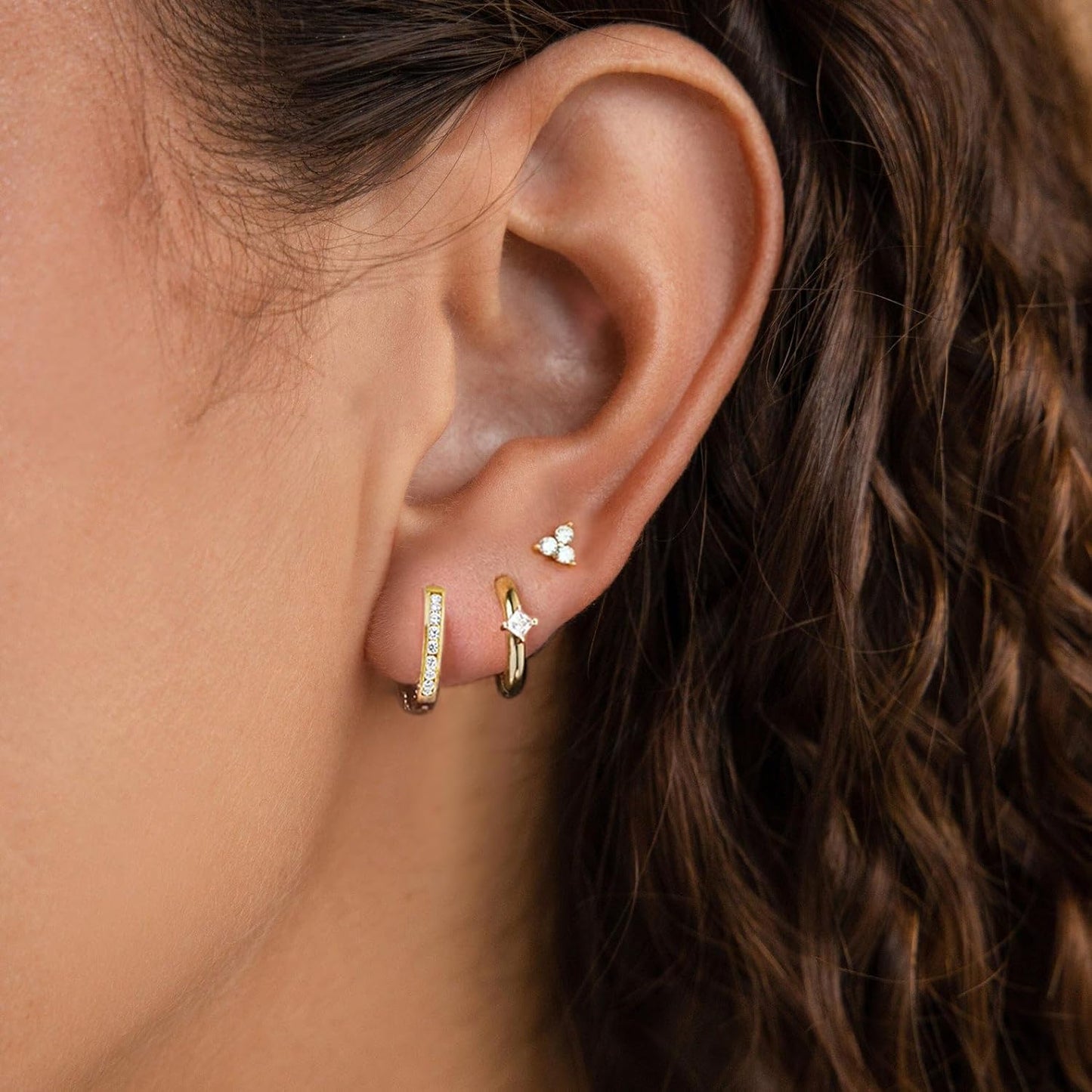 SELFROSE Gold Earrings For Women, Dainty Huggie Earrings Stack 14K Gold Plated Pearl Dangle Earrings for Women Trendy Cute Hypoallergenic Unique Gold Earring Stack Fashion Gold Jewelry Gifts