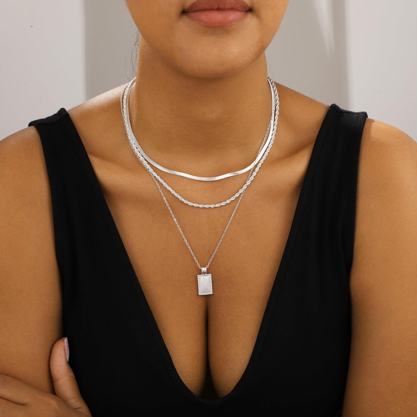 Layered Gold Necklaces for Women Stackable Dainty 14K Gold Plated Silver Chain Necklace Layering Cute Fashion Pendant Choker Necklaces Trendy Jewelry Set Gifts for Women (Rope twist snake chain O-ring chain texture, silver)