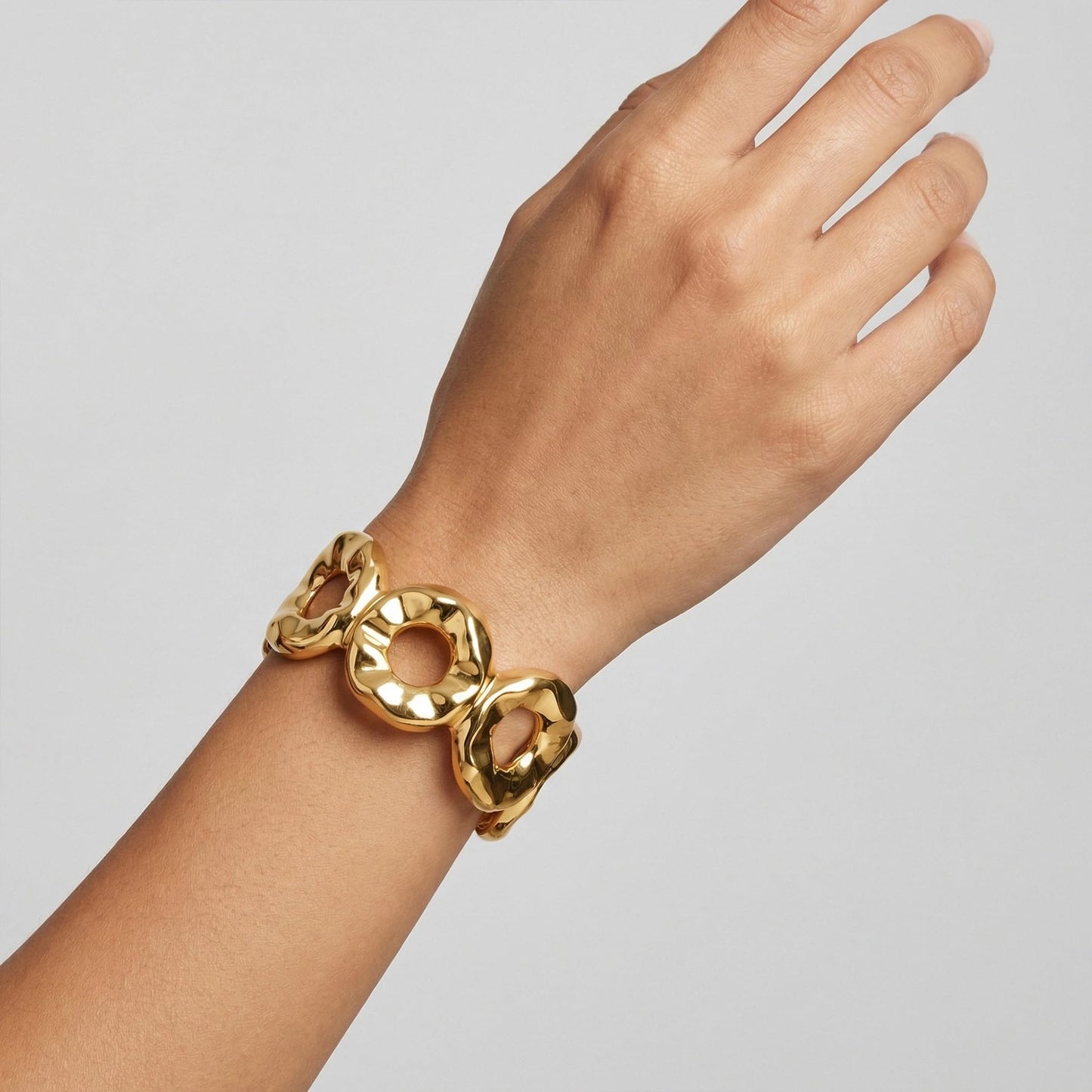 MIJENITI Gold Chunky Bangle Bracelets for Women-14K Gold Plated Statement Bracelets Simple Fashion Jewewrly
