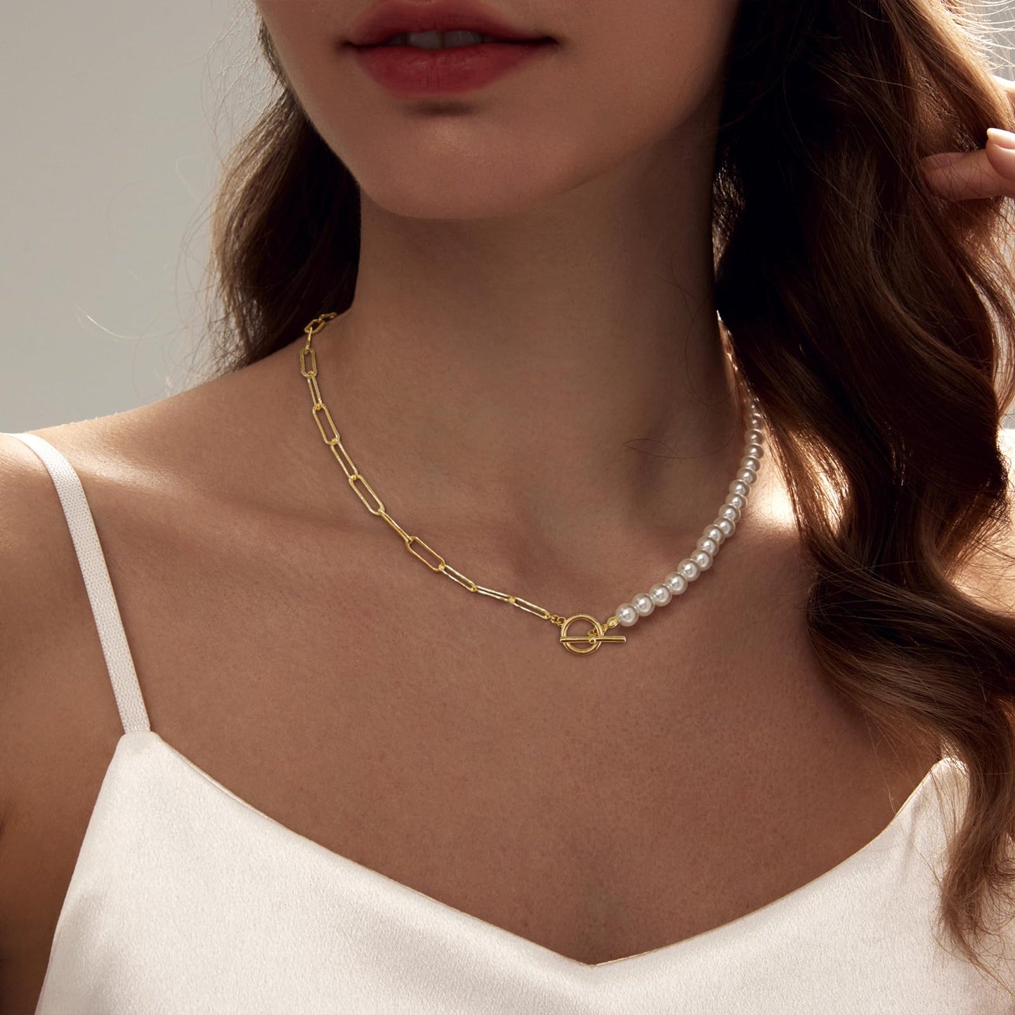 Zeffy Pearl Paperclip Chain Necklace, Vintage Chunky Link Chain Baroque Gold Pearl Paper Clip Choker Necklace Fashion Retro Charm Valentine Jewelry for Women