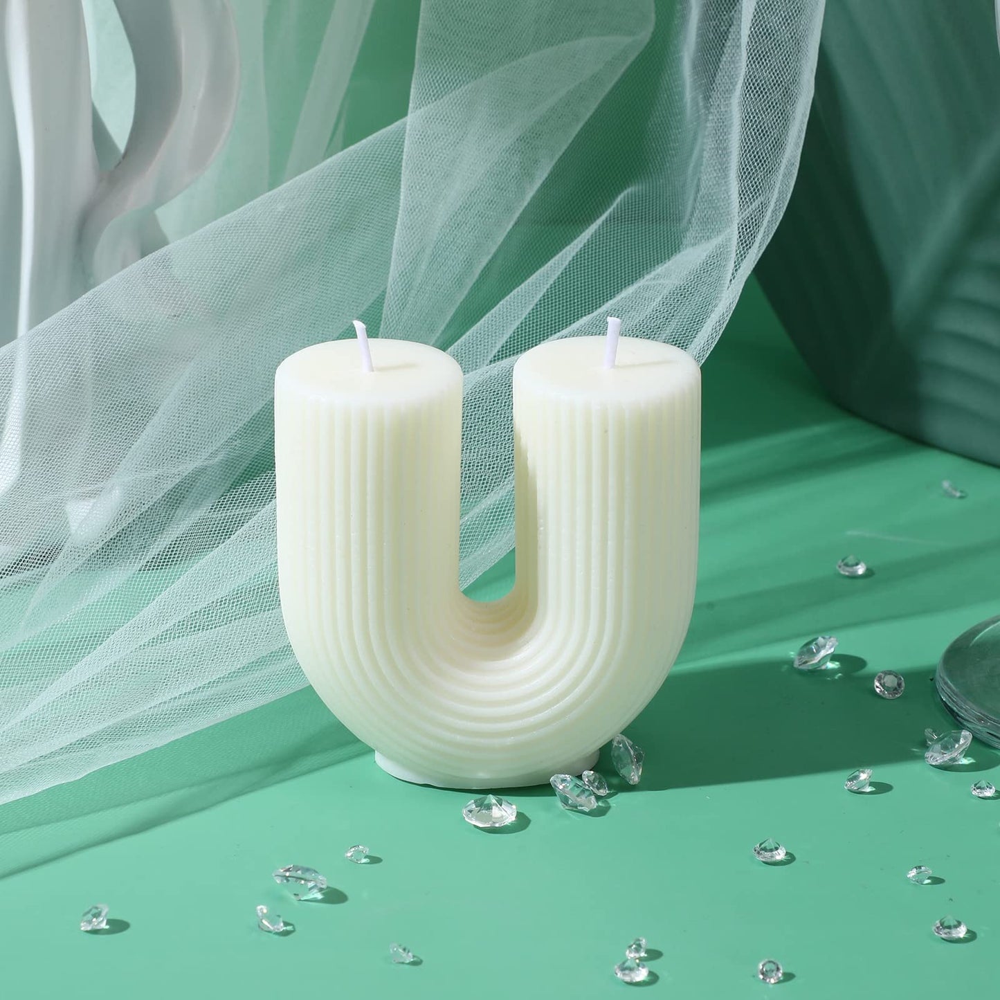 Tondiamo U Shaped Candle Ribbed Soy Wax Scented Decorative Candles Minimalist Geometric Shaped Bougie Cool Aesthetic Bougie Handmade Long Lasting for Bedroom Wedding Birthday Decor(White)