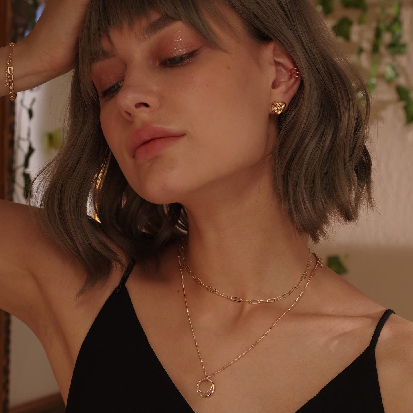 MEVECCO Gold Layered Choker Necklace for Women, 18K Gold Plated Dainty CZ Double Circle Pendant Minimalist Paperclip Double Layer Necklace for Jewelry