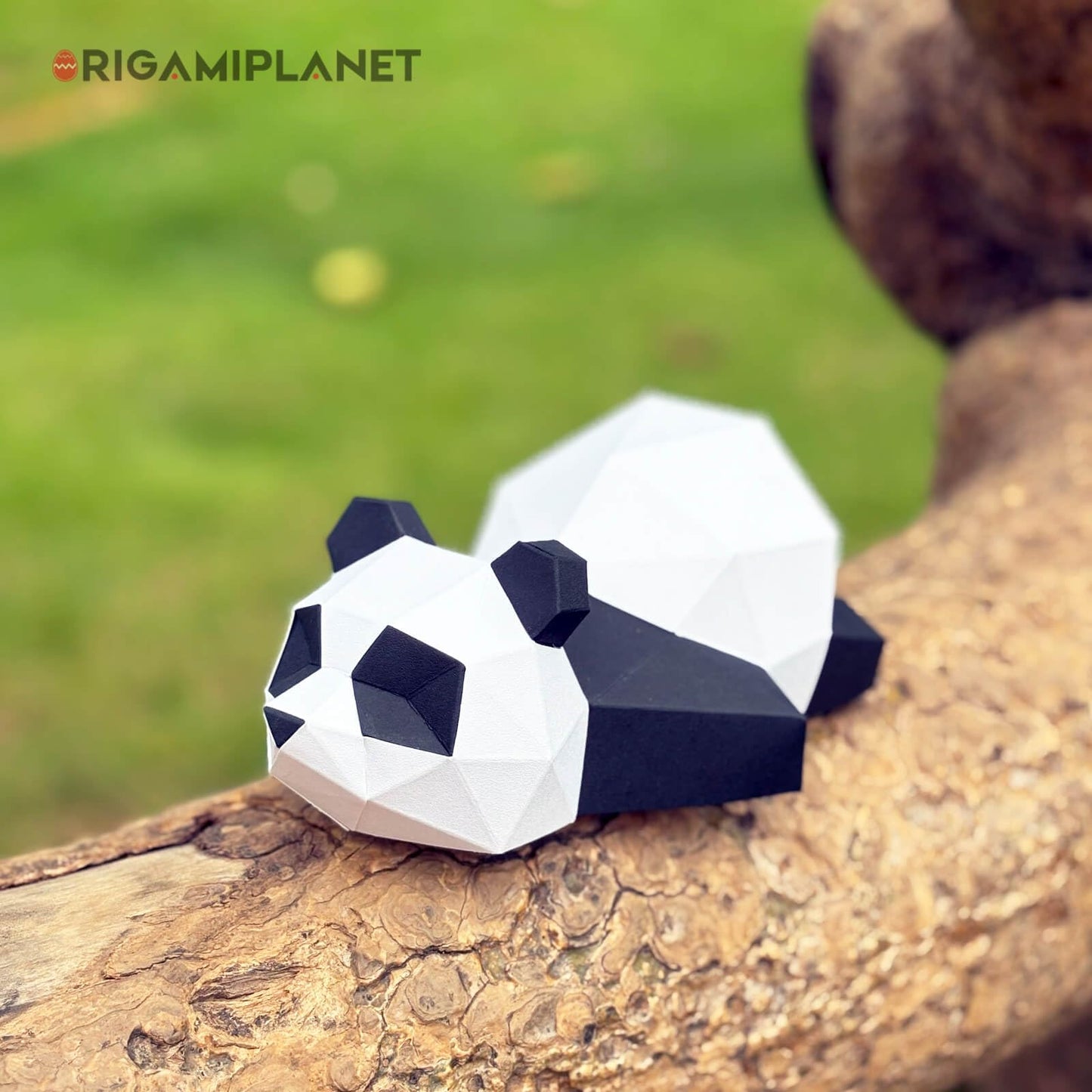 ORIGAMIPLANET 3D Panda Papa Origami Paper Craft Kit, Fun DIY Pre-Cut 3D Paper Art Model for Teens & Adults, Easy Handmade Animal Figurine Sculpture Gift Set for Bookshelf Decoration