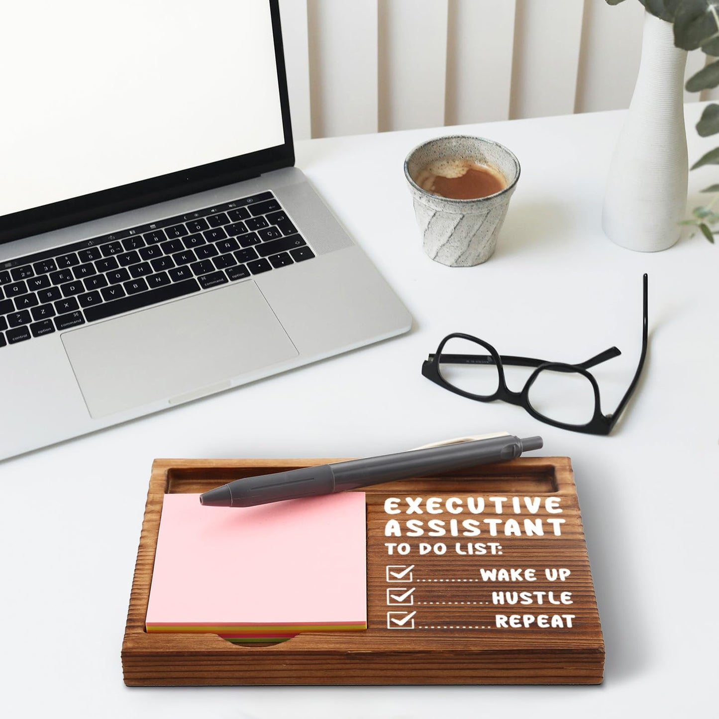 akeke Funny Executive Assistant Sticky Note Holder for Home Office Cubicle Desk Shelf Decoration Supplies Gift for Assistant, Employee, Coworker, Colleague Self-Stick Note Pad Holders GAA97
