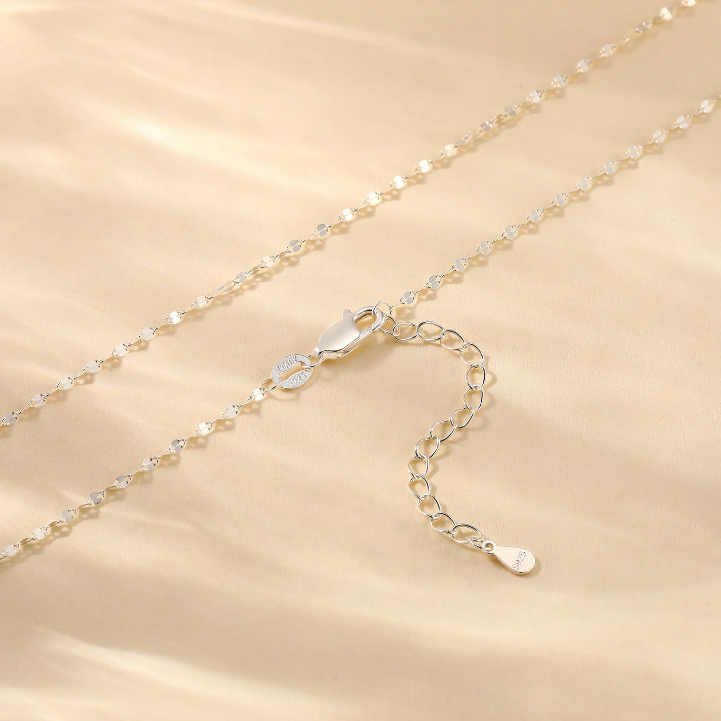 Freekiss 925 Sterling Silver Chain Choker Necklace for Women Trendy 16+2 Inch Adjustable Dainty Layered Lip Chain Necklace Classic Simple Fashion Silver Jewelry Gift 2.5mm