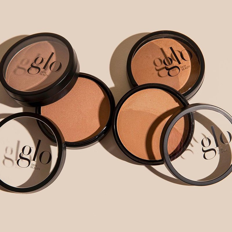 Glo Skin Beauty Bronze – Natural Mineral Pressed Powder Bronzer for Face for a Sun-Kissed Glow, Lightweight Makeup Infused with Antioxidants