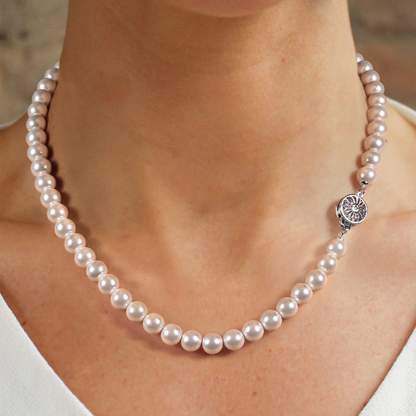 White Pearl Strand Necklace Women: 8mm/10mm Ivory Pearl Chain Wedding Jewelry with Dainty Silver Clasp for Bride Bridemaid - Trendy Accessory for Mother Elegant Lady (8mm)